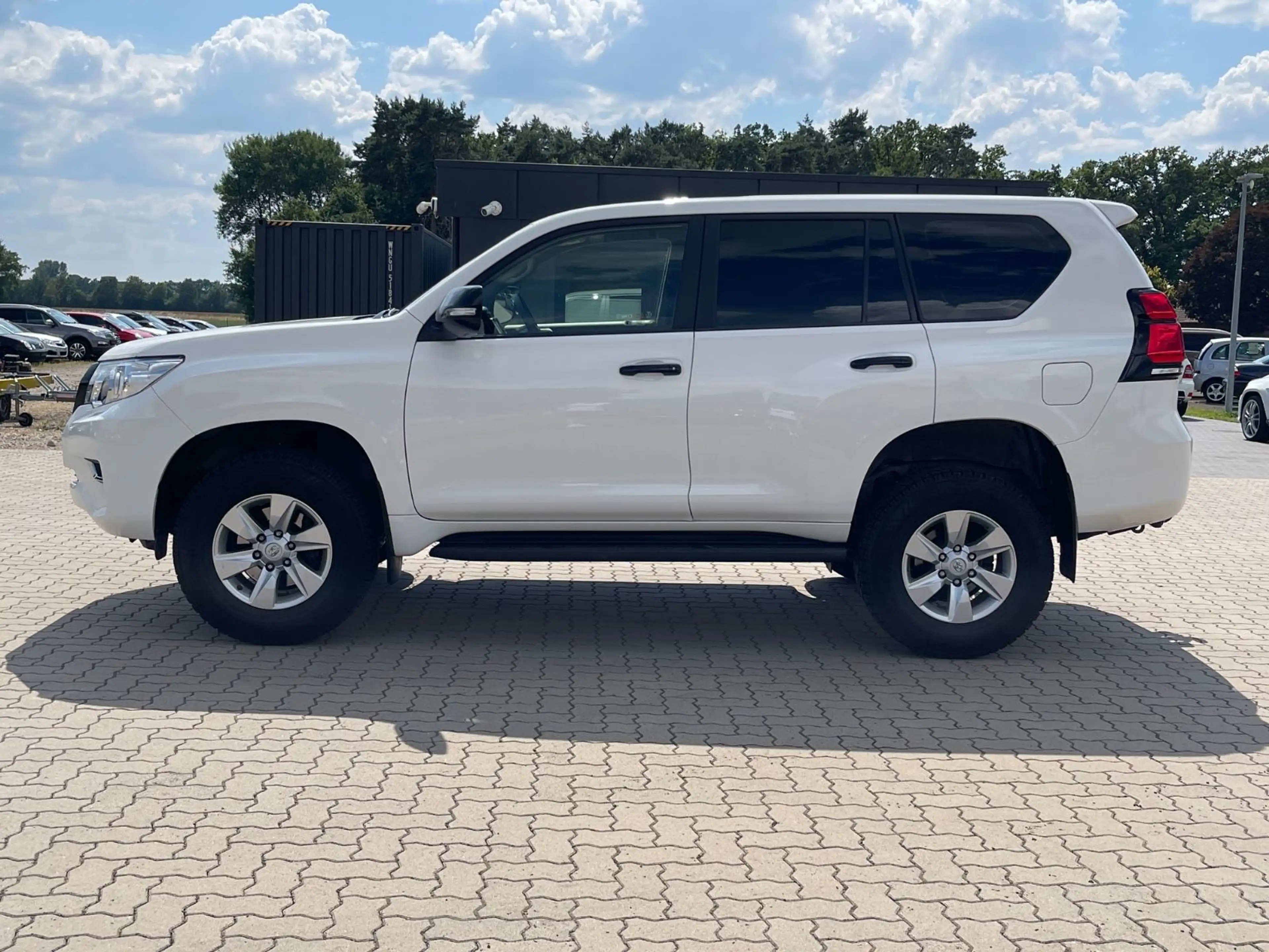Toyota Land Cruiser 2.8 D-4D 48.561 KM AHK — photo 9