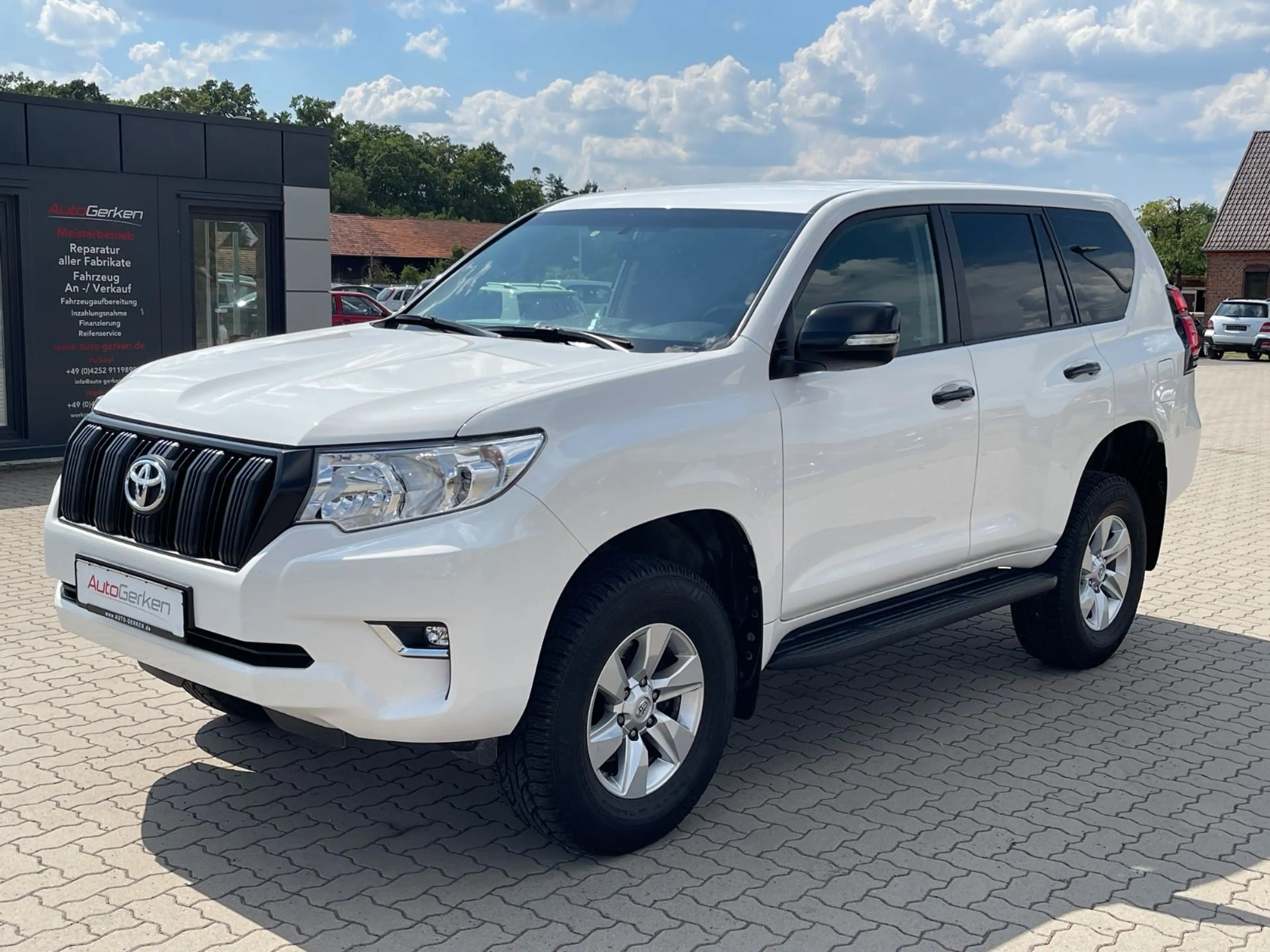 Toyota Land Cruiser 2.8 D-4D 48.561 KM AHK — photo 2