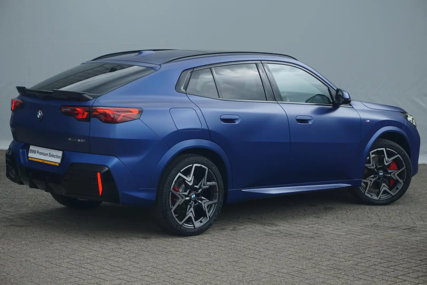 BMW X2 sDrive20i 20'' / Panoramadak / Elektrisch verstelb Blauw - 2