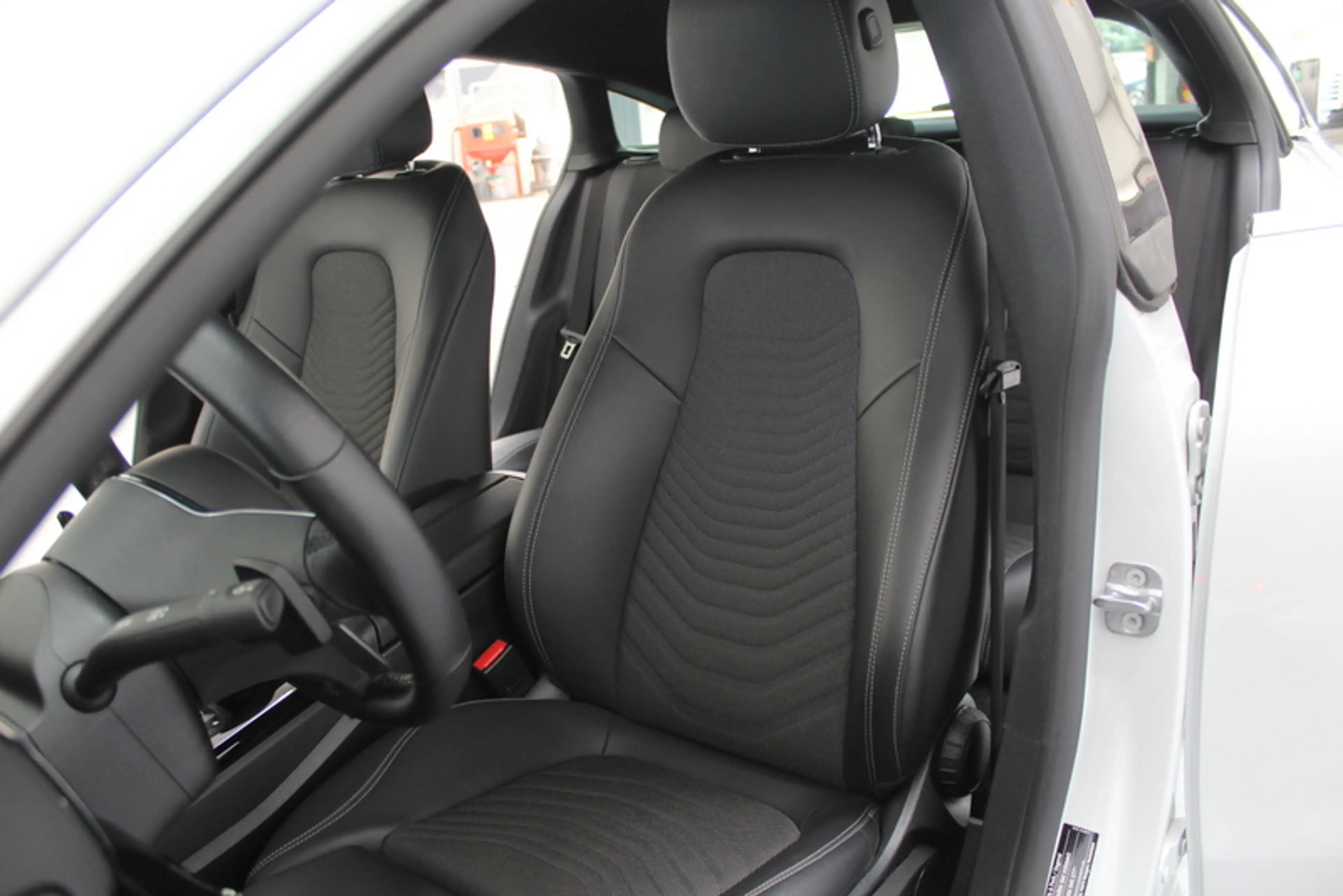 Mercedes-Benz CLA 200 Shooting Brake Business Line 164PK, RIJKLAAR | MET — photo 12