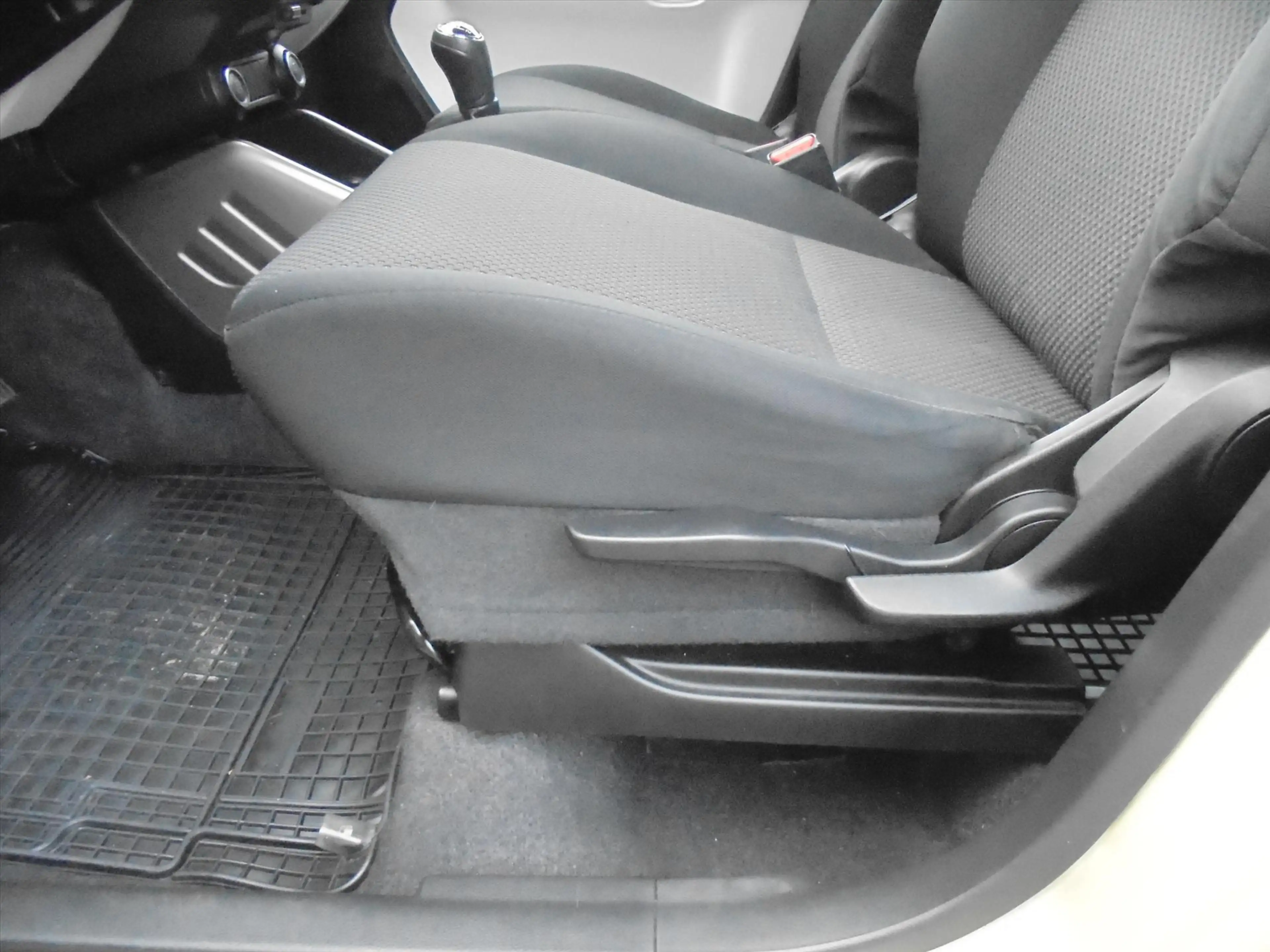 Suzuki Ignis 1.2 DUALJET 90PK INTRO EDITION TREKHAAK — photo 23