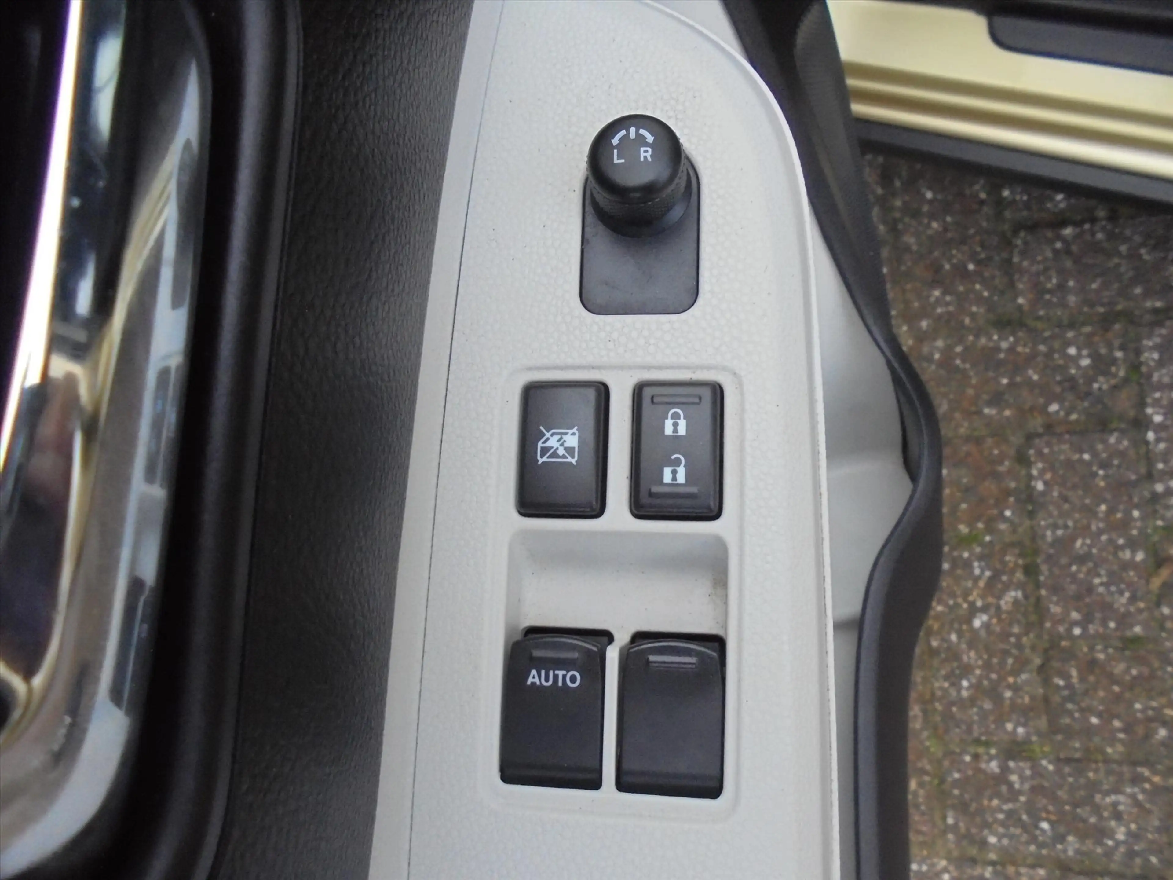 Suzuki Ignis 1.2 DUALJET 90PK INTRO EDITION TREKHAAK — photo 21