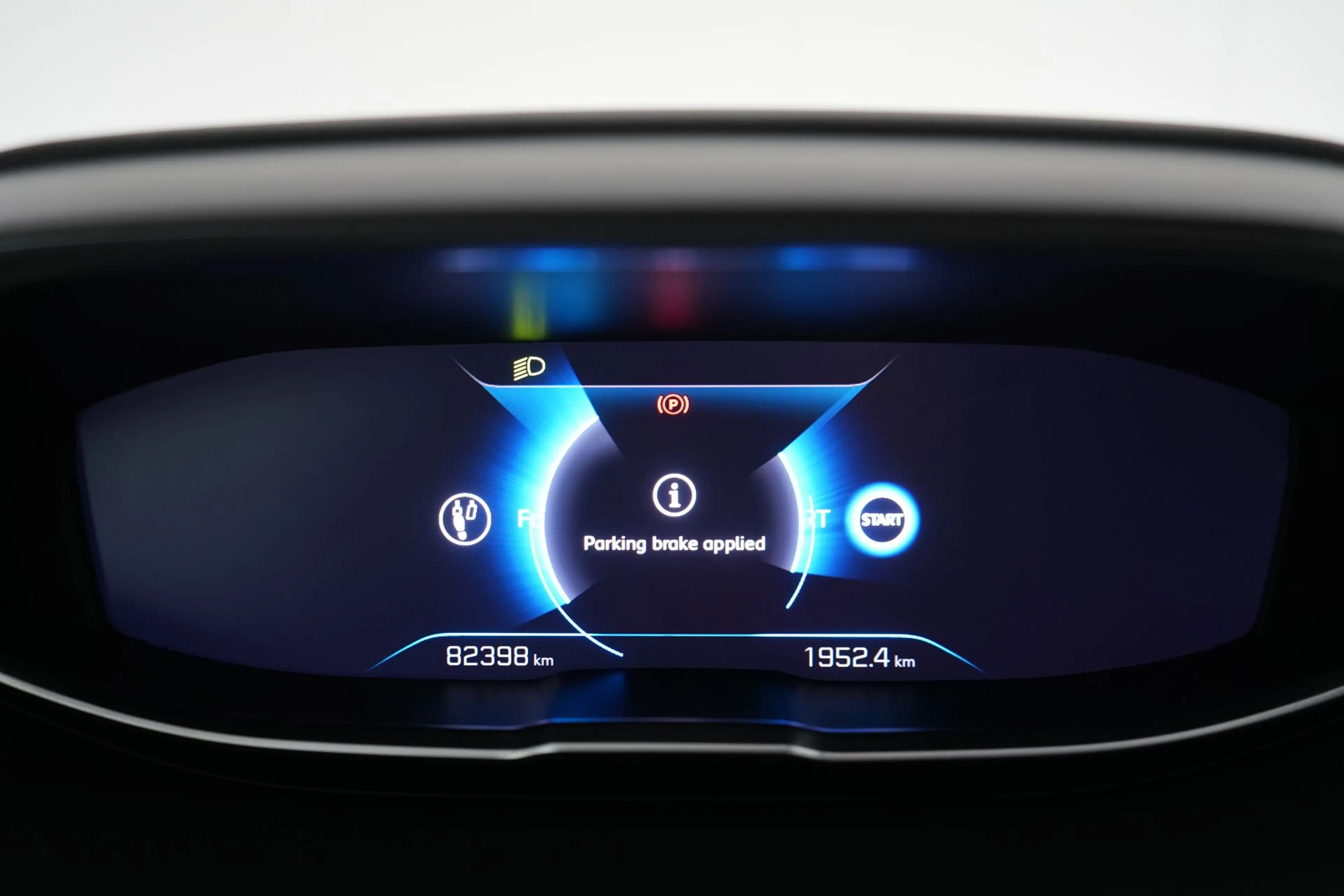 Peugeot 5008 1.5 BlueHDi EAT8 Allure Pack 7Pl. LEDER/STOF LED G — photo 14