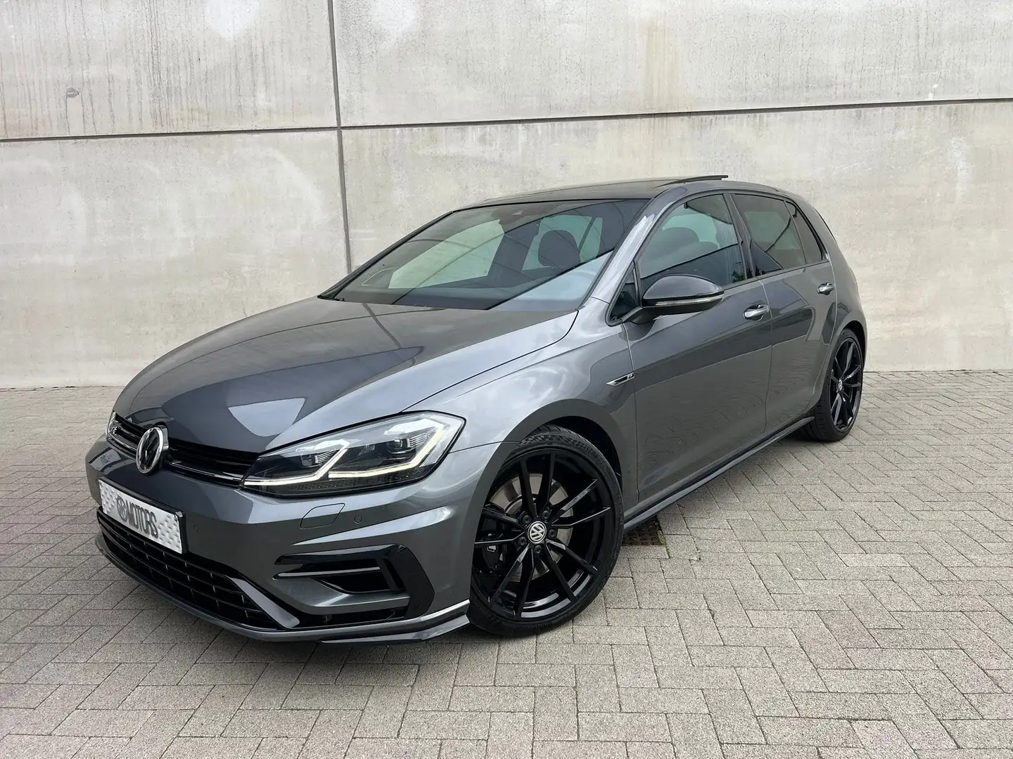 Volkswagen Golf R Pano*PRO*Keyless*Camera*Dynaudio*Trekhaak*Garantie Gris - 2