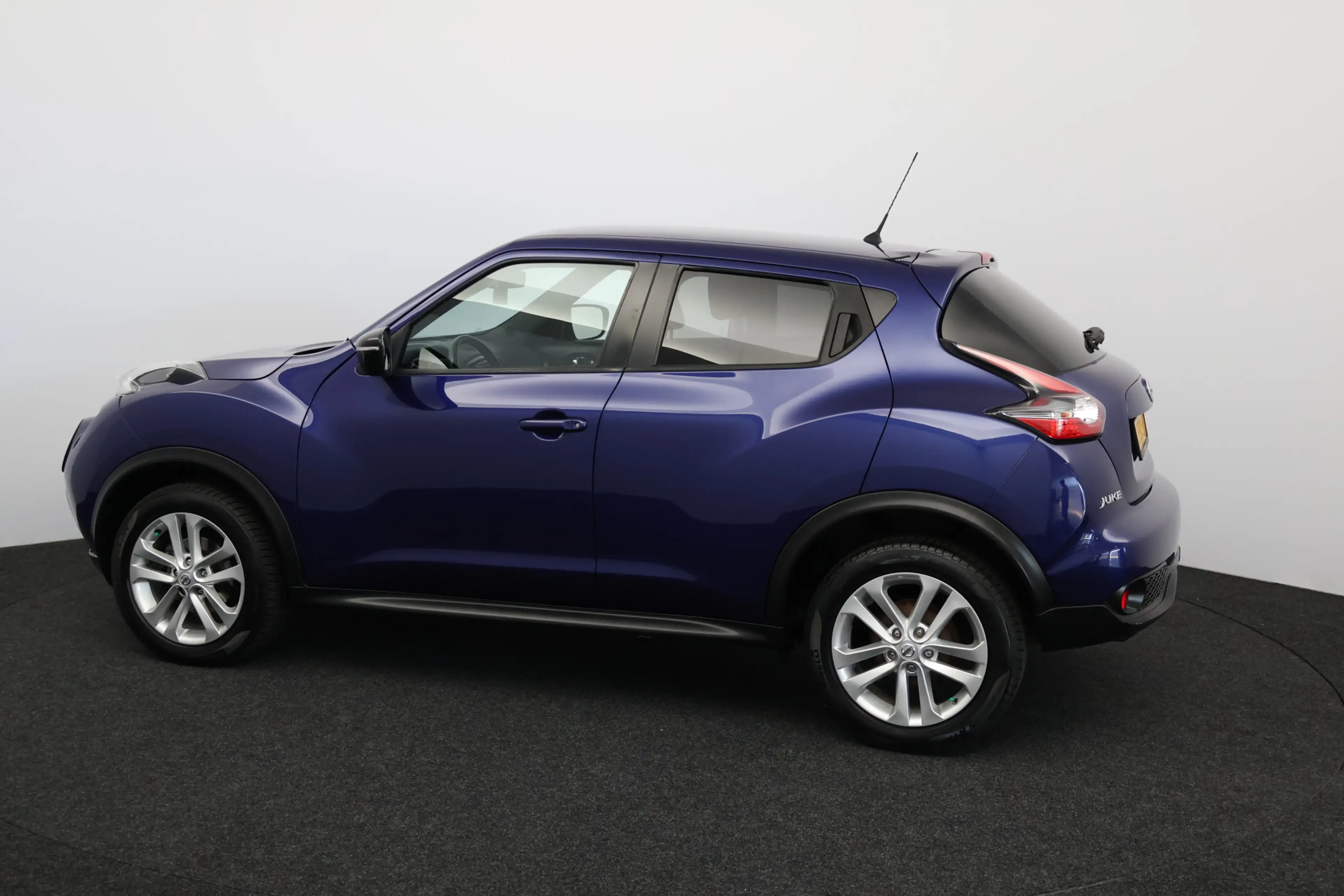 Nissan Juke 1.2 DIG-T S/S Business Edition/ Camera/ 17'' LMV/ — photo 3
