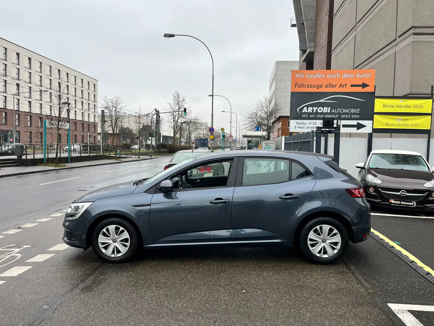 Renault Megane Life / 1 Jahr Garantie Incl. Grau - 2
