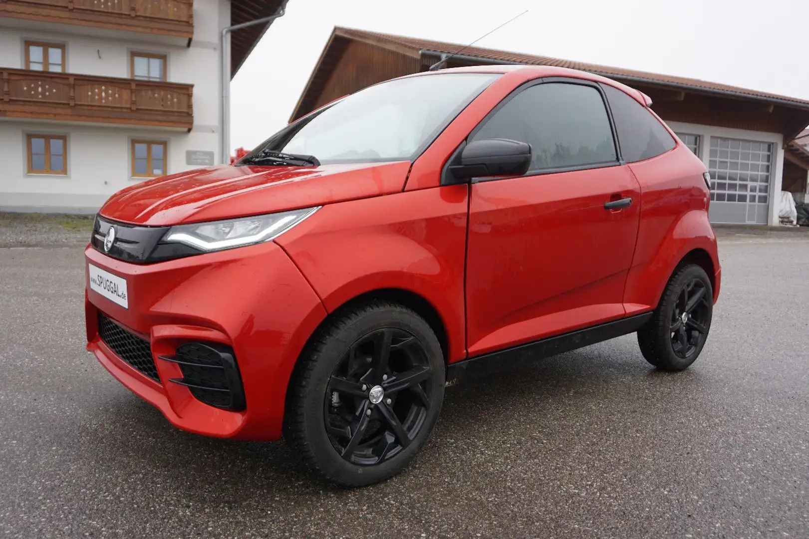 Aixam Coupé Червоний - 1