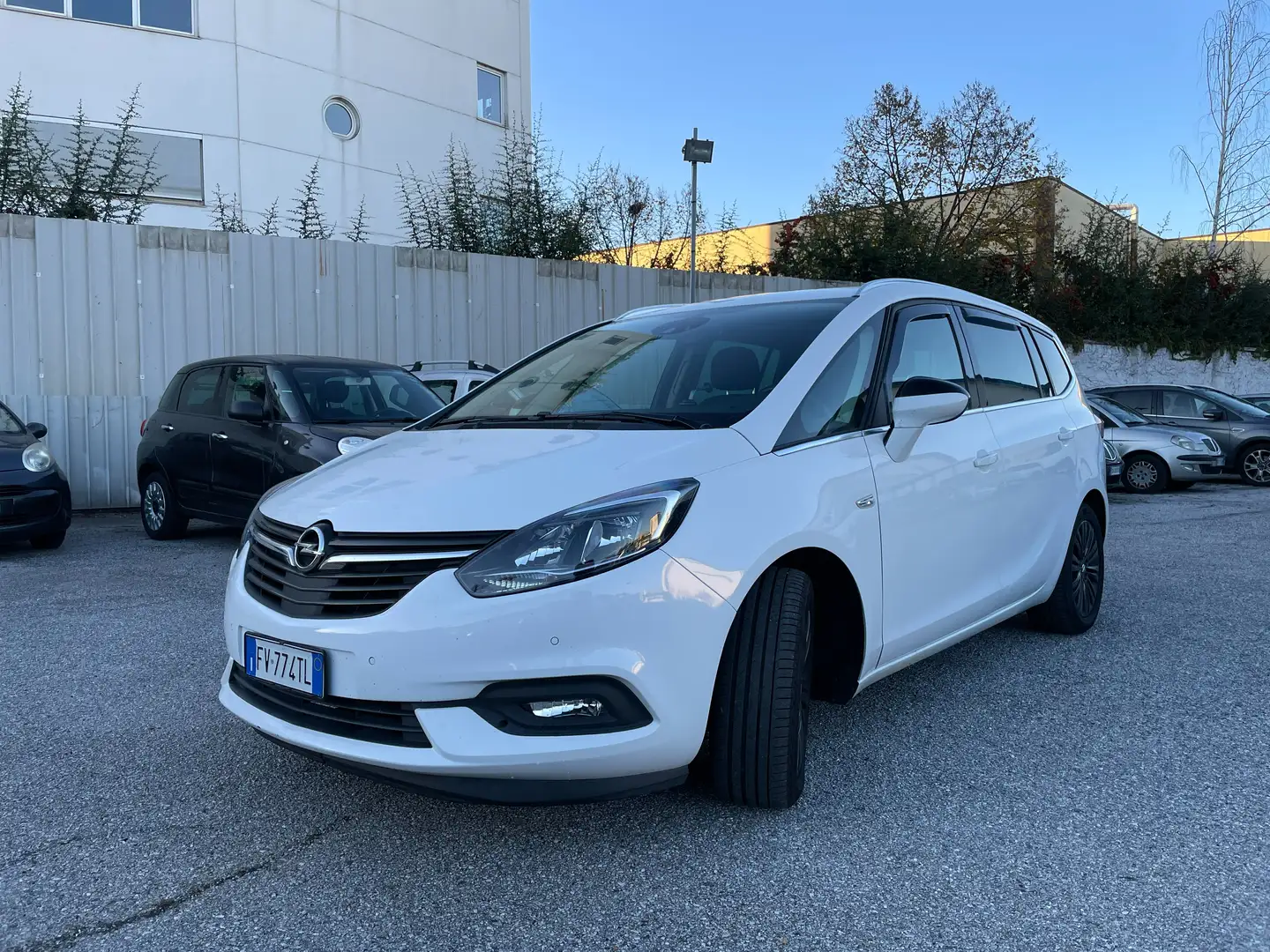 Opel Zafira 1.6 CDTi 136CV Innovation 7 POSTI Bianco - 2