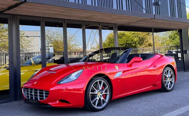 Ferrari California California V8 4.3 490ch