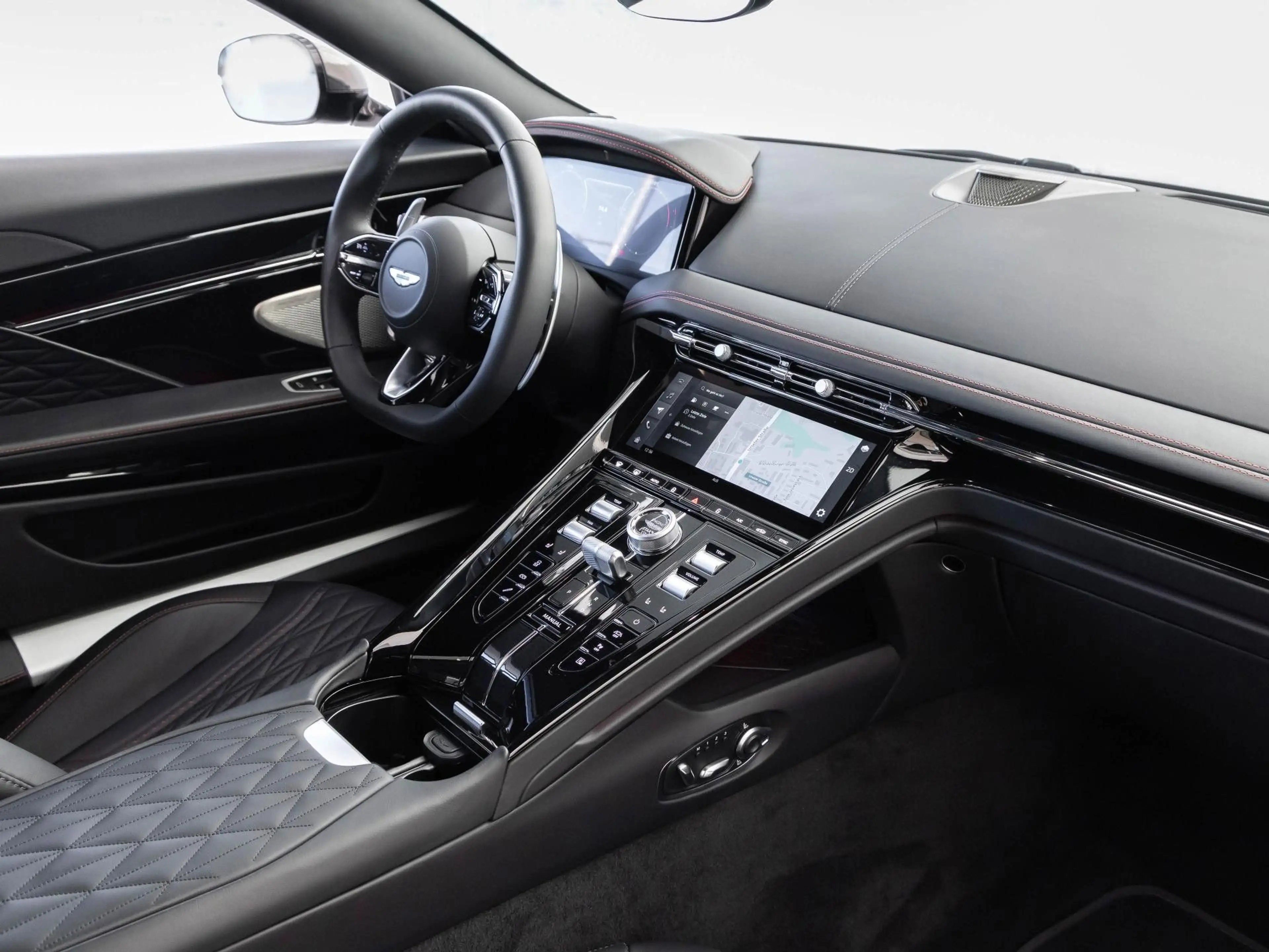 Aston Martin DB12 Coupé von BENTLEY FRANKFURT — photo 6