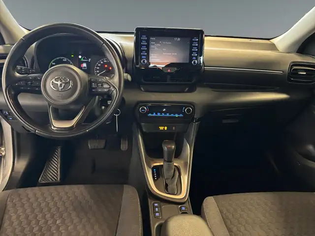 Toyota Yaris view 11