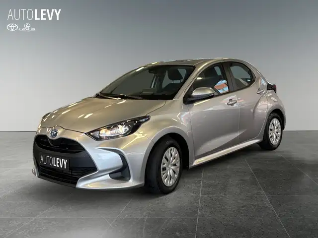 Toyota Yaris view 2