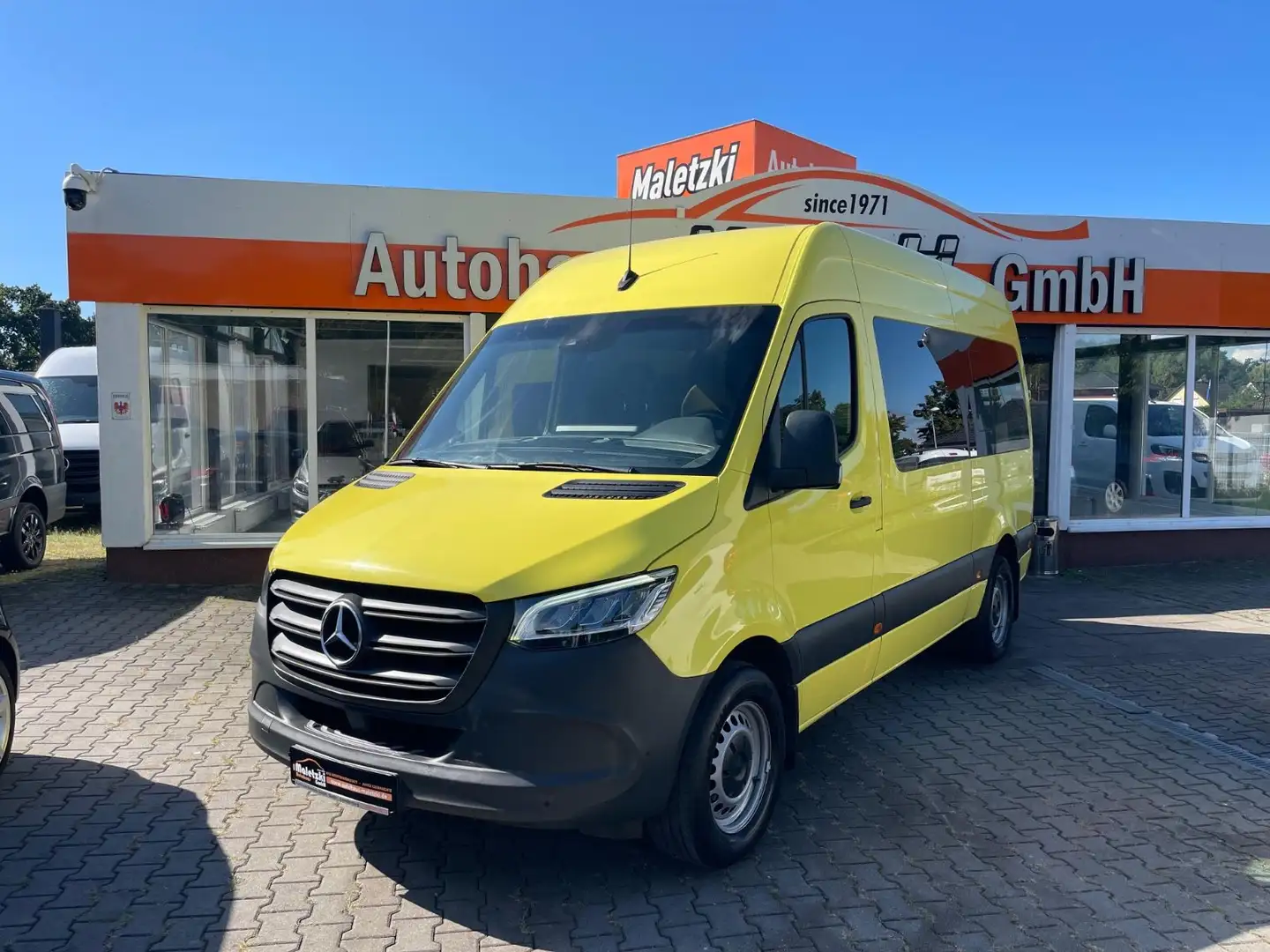 Mercedes-Benz Sprinter 316 CDI Tourer L2H2*LED*MBUX*ACC*5.Sitz Gelb - 1