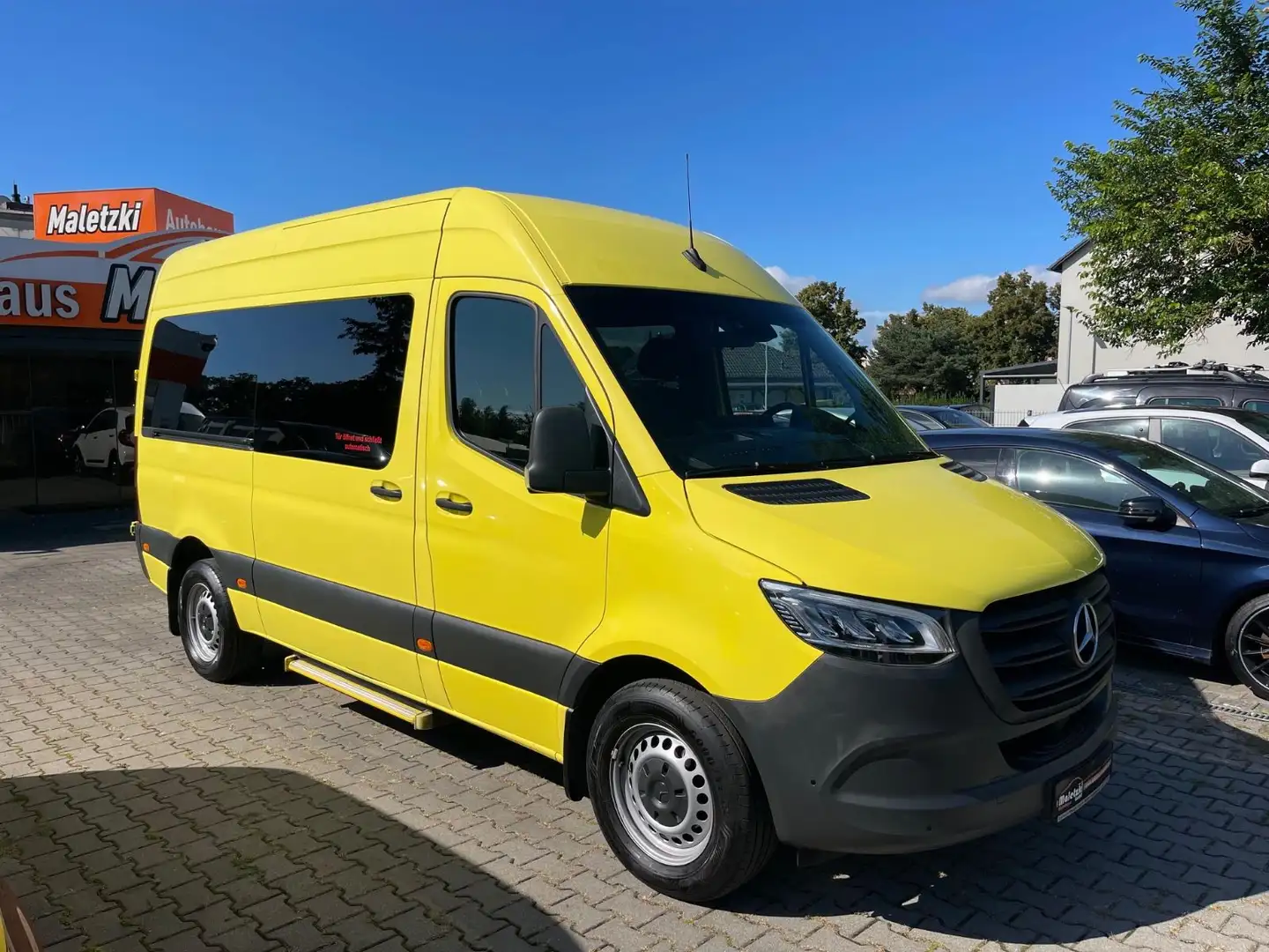 Mercedes-Benz Sprinter 316 CDI Tourer L2H2*LED*MBUX*ACC*5.Sitz Gelb - 2