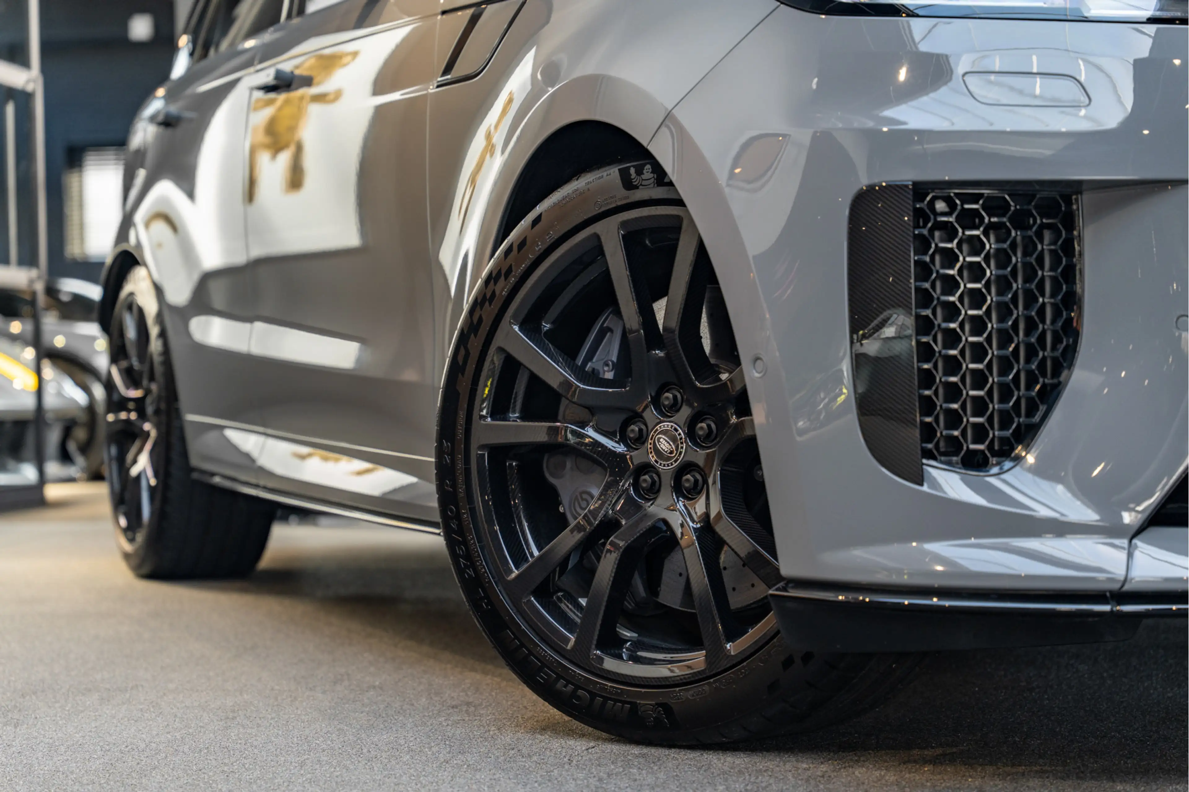 Land Rover Range Rover Sport 4.4 P635 SV Carbon Full Carbon Keramisch Full Carb — photo 6