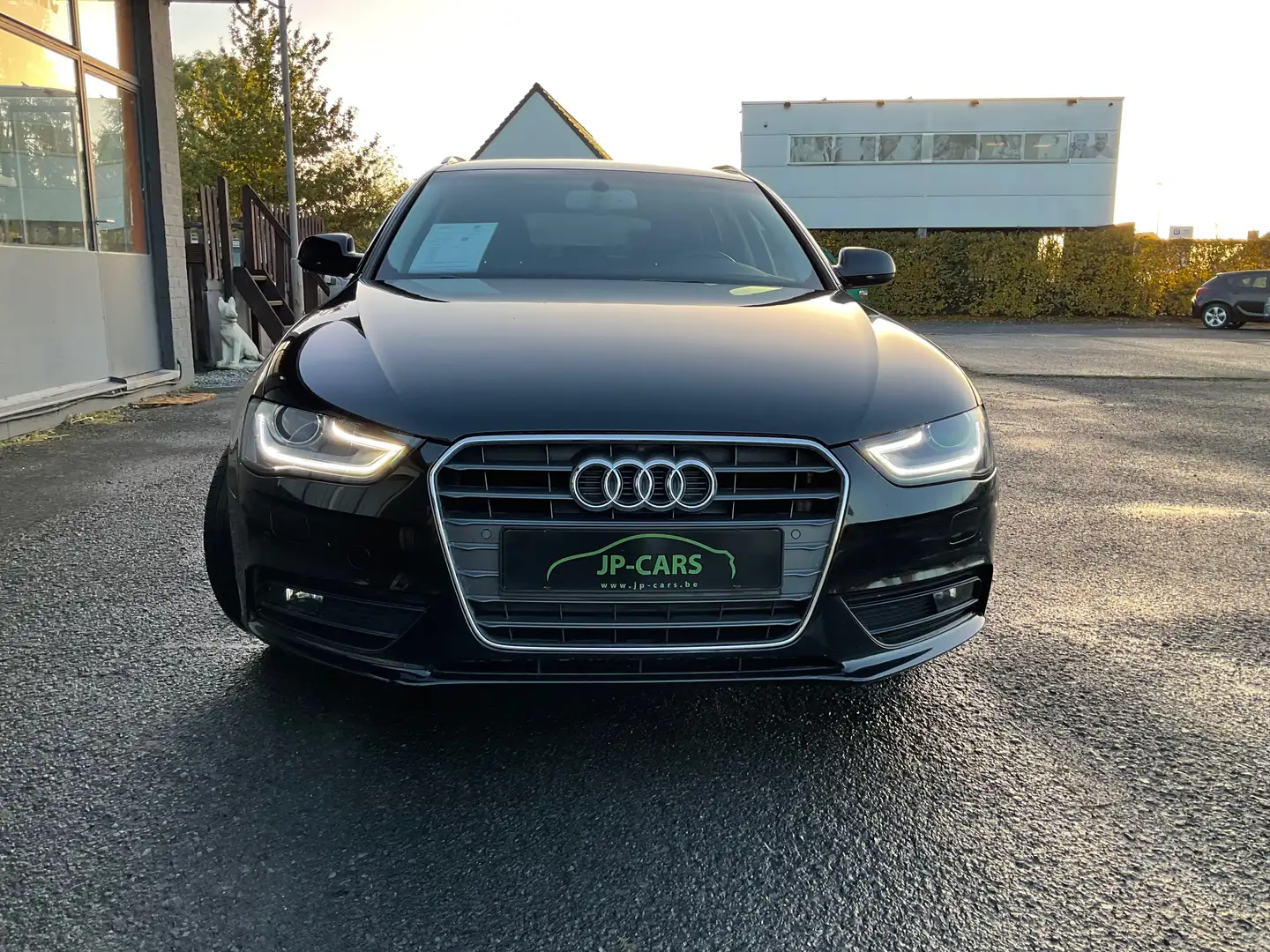 Audi A4 2.0 TDi ultra Zwart - 2