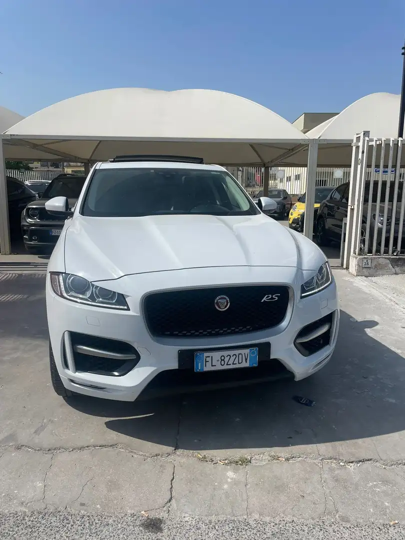Jaguar F-Pace 2.0d Portfolio awd 180cv Bianco - 1