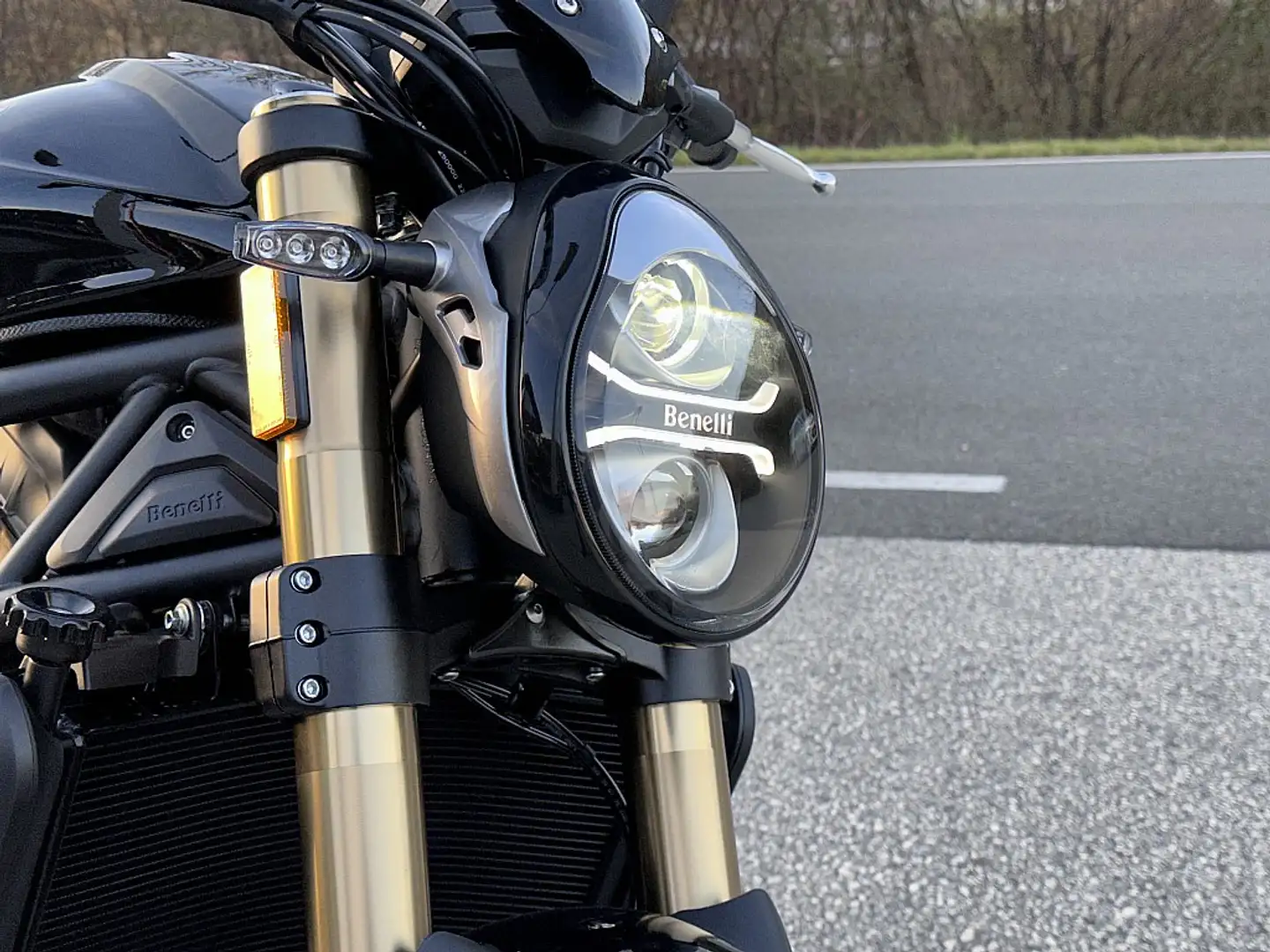 Benelli 752 S Schwarz - 2