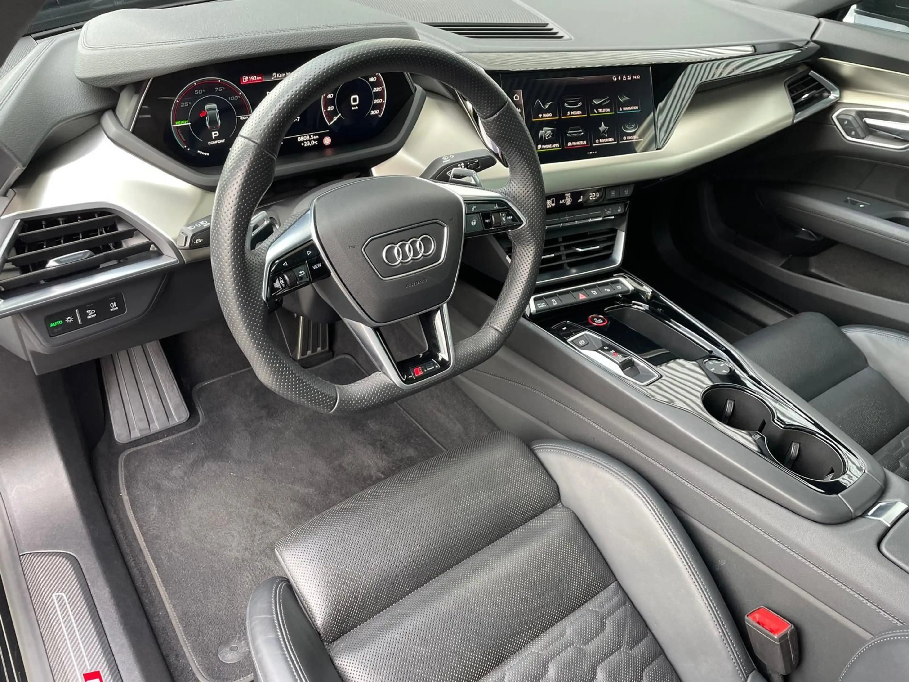 Audi RS e-tron GT +SPORTSITZE PRO+360°+SITZBELÜFTUNG+ — photo 12