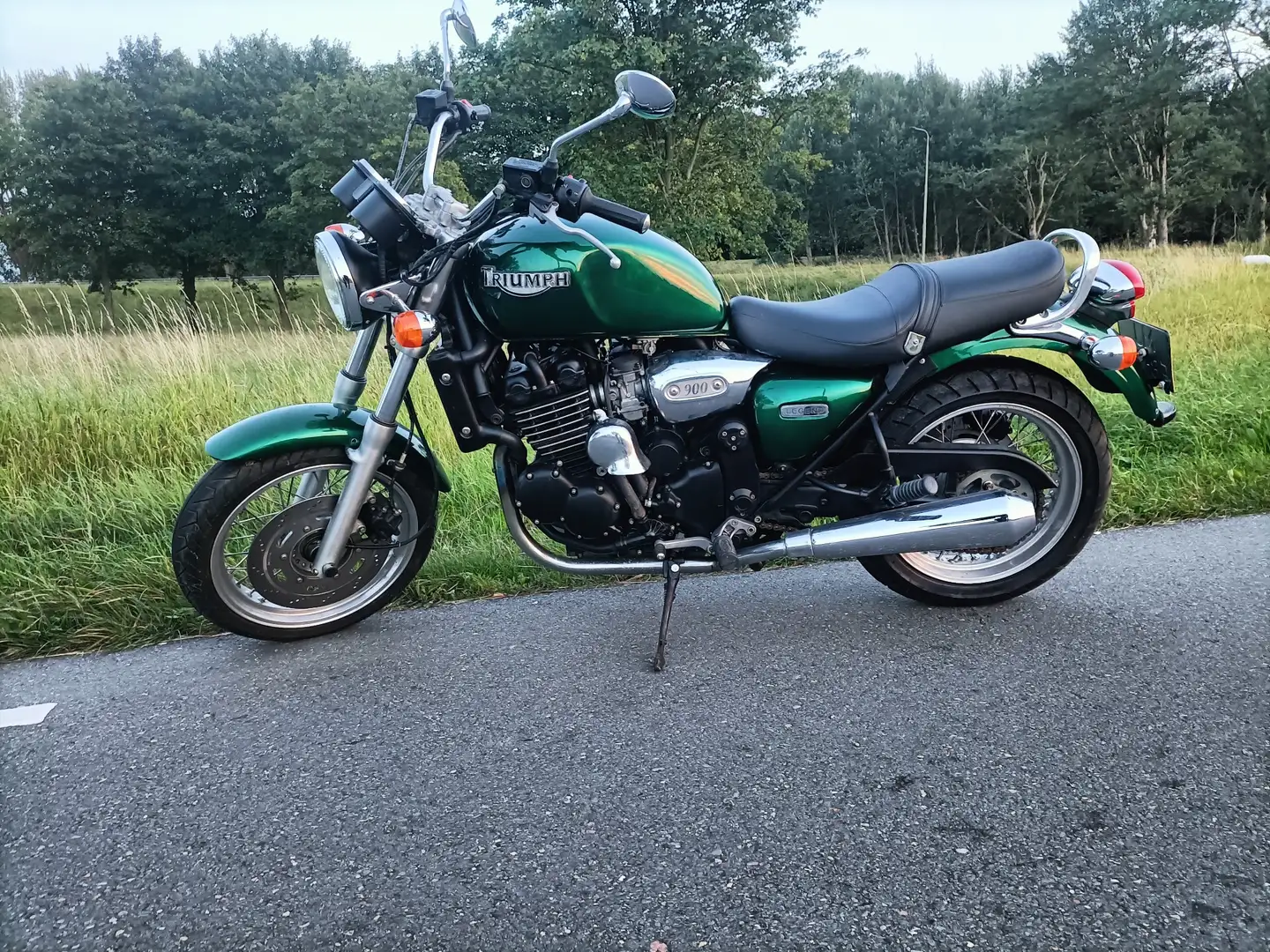 Triumph Legend TT Green - 1
