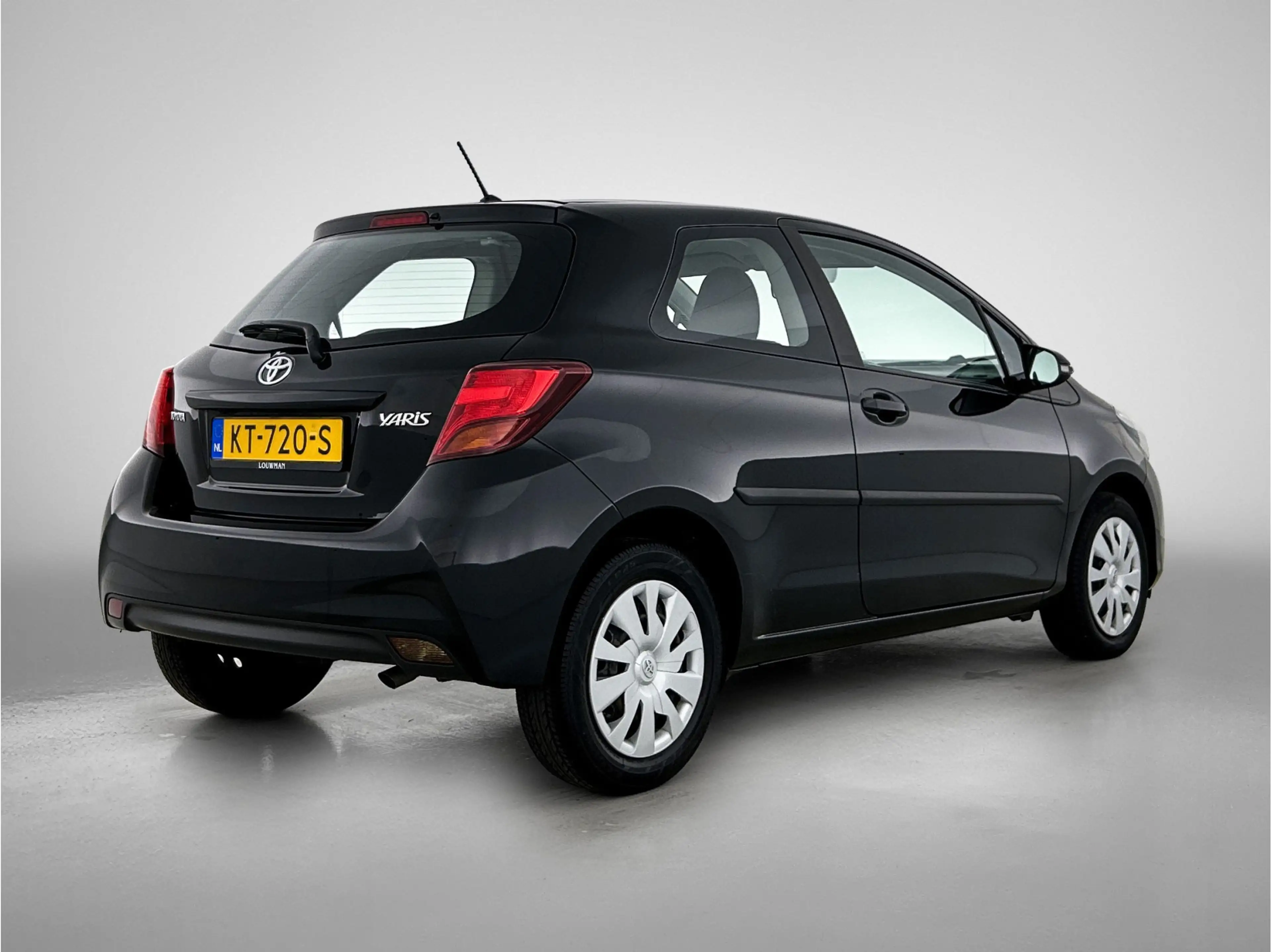 Toyota Yaris 1.3 VVT-i Aspiration — photo 2