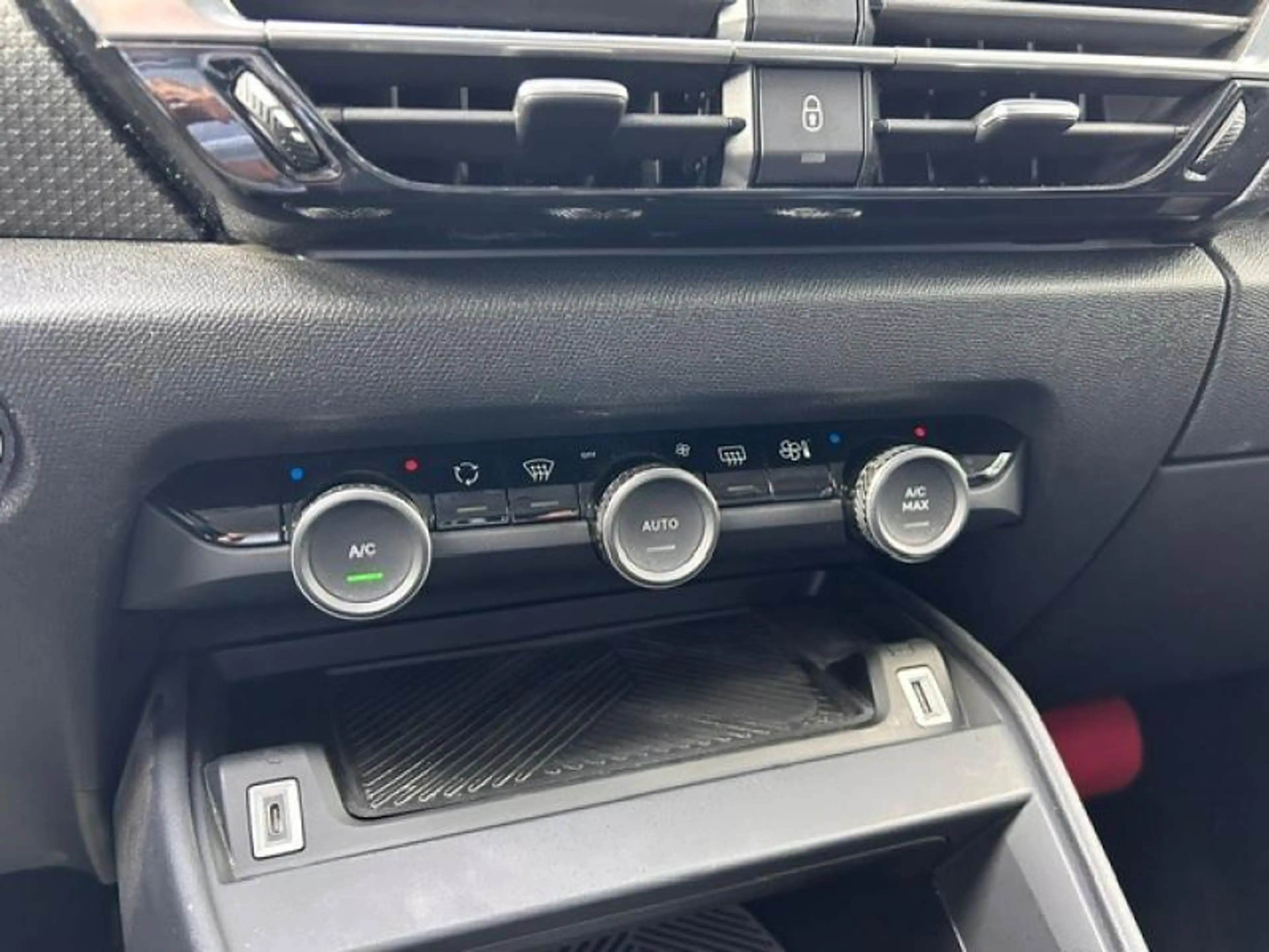 Citroen C4 Shine Pack — photo 12