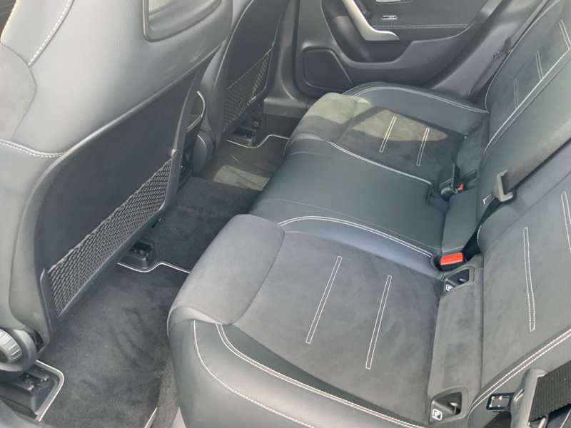 Mercedes-Benz CLA 200 — photo 11
