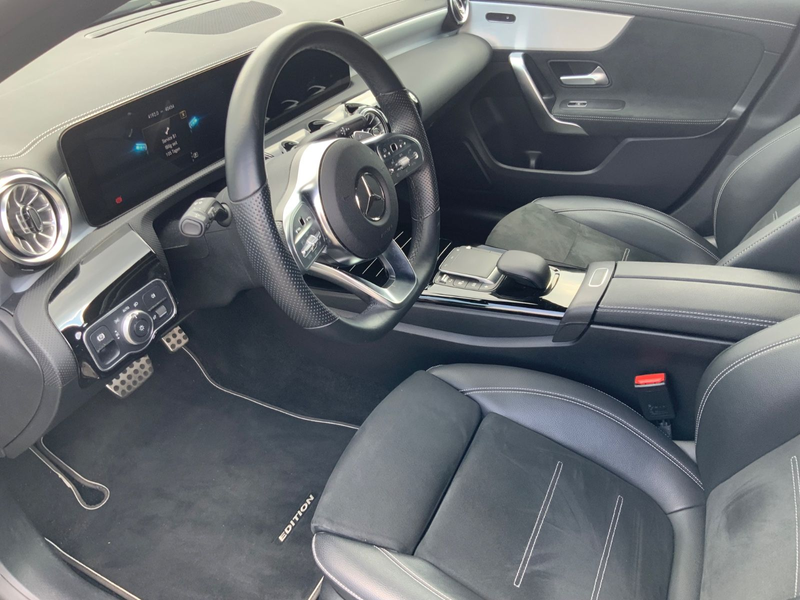 Mercedes-Benz CLA 200 — photo 10