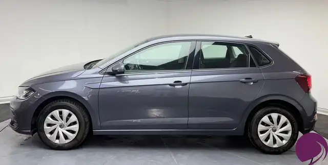 Volkswagen Polo view 3