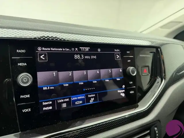 Volkswagen Polo view 9