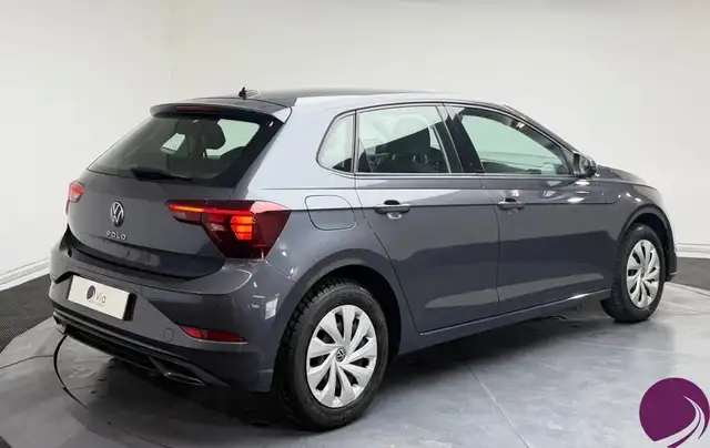 Volkswagen Polo view 5