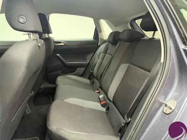 Volkswagen Polo view 8