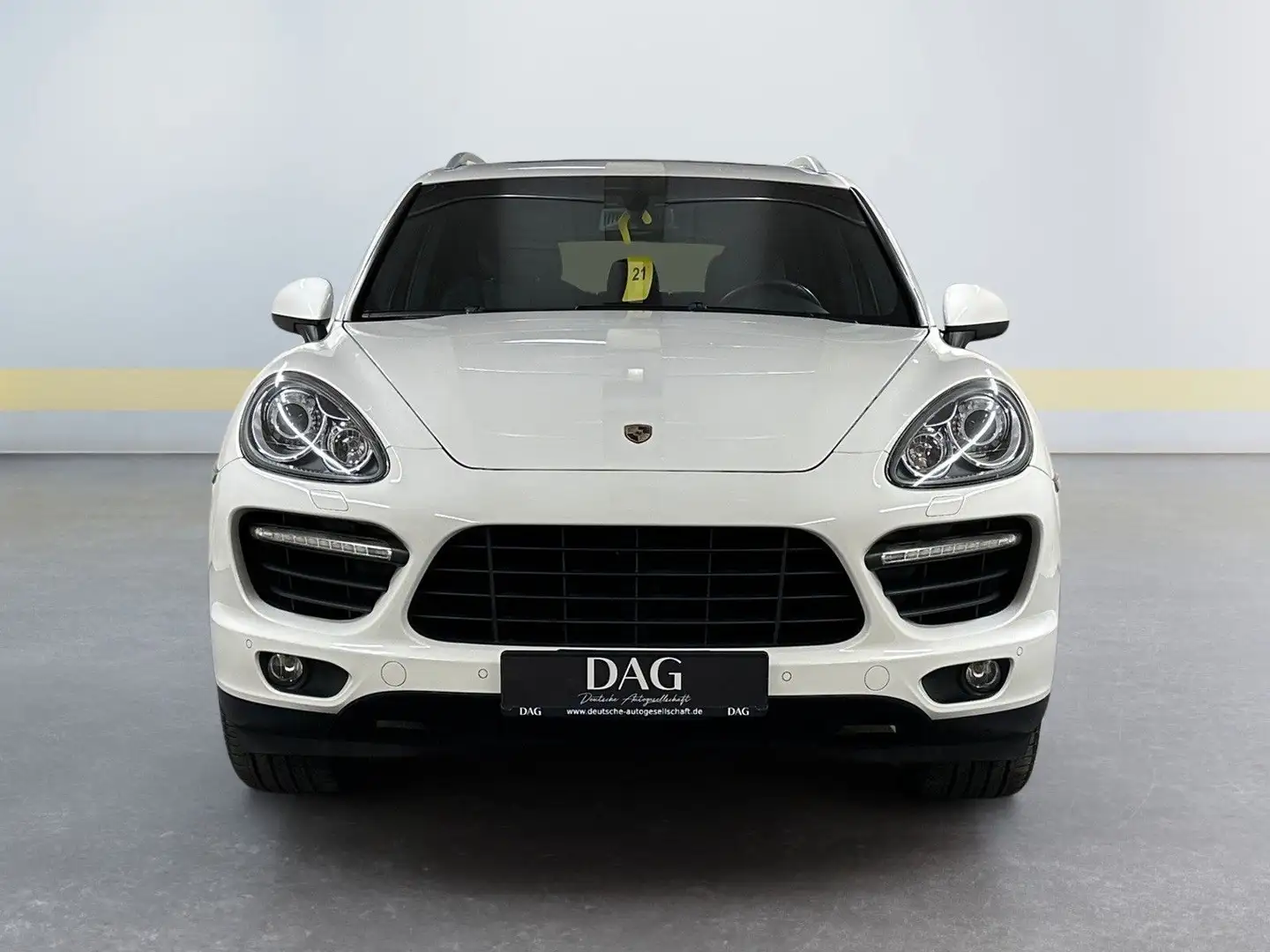 Porsche Cayenne Turbo +1.HAND+GTS-SITZE+TOTW.+AHK+4xSHZ+ Weiß - 2