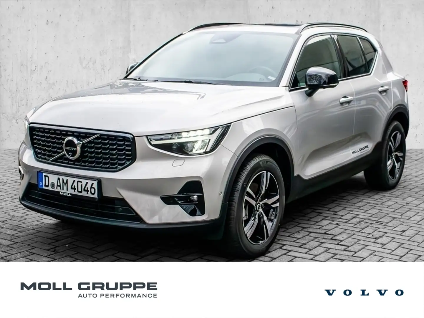 Volvo XC40 B3 Plus Dark EL.HECK SOUNDSYS AUT SHZ Silber - 1