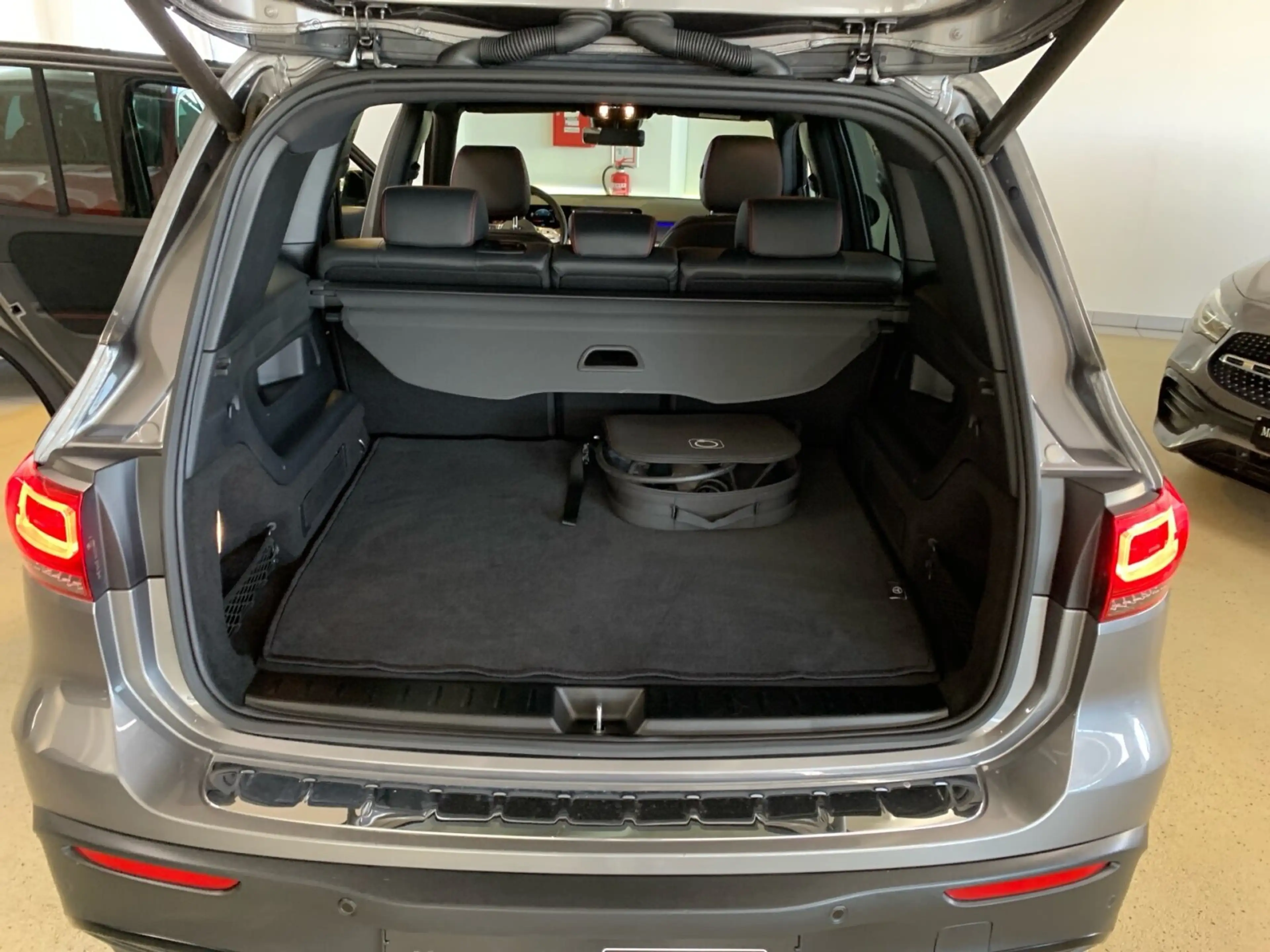 Mercedes-Benz EQB 250 EQB 250 *AMG*NIGHT*360°KAM*SHZ*TEMP*NAVI* Navi — photo 13
