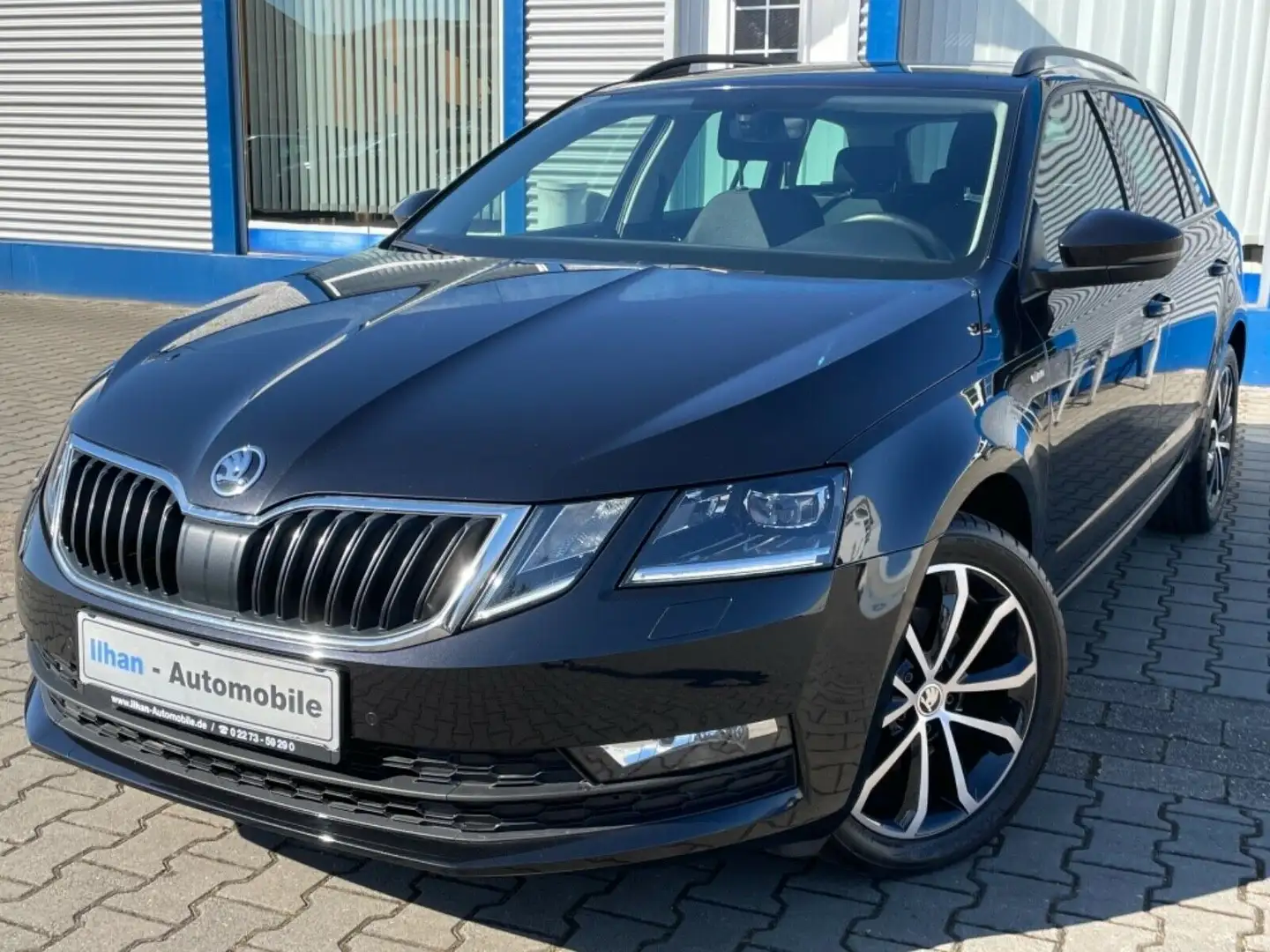 Skoda Octavia Combi Soleil*LED*NAV*PDC*ACC*KLIMAAU*SHZ Nero - 1