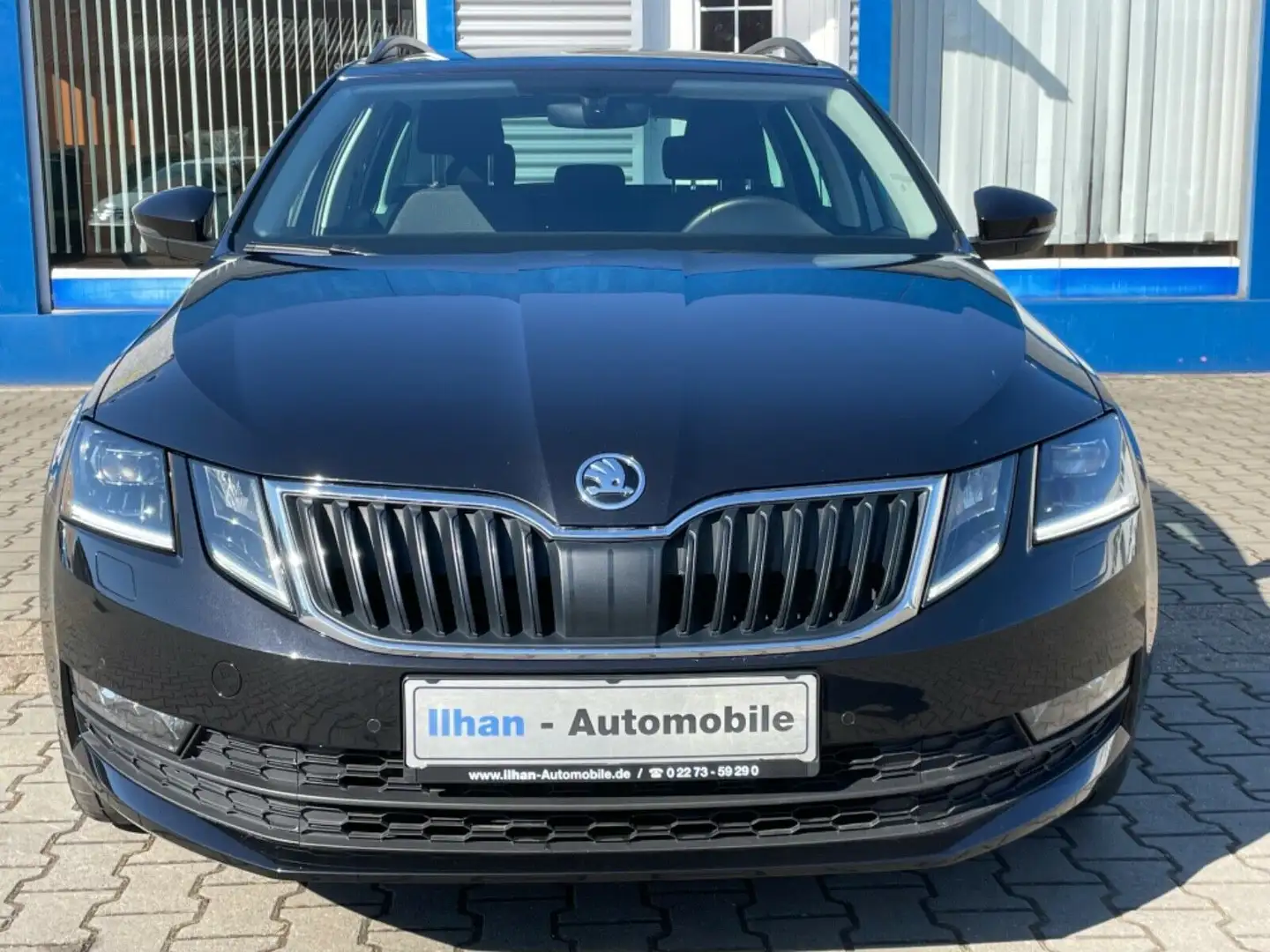 Skoda Octavia Combi Soleil*LED*NAV*PDC*ACC*KLIMAAU*SHZ Nero - 2