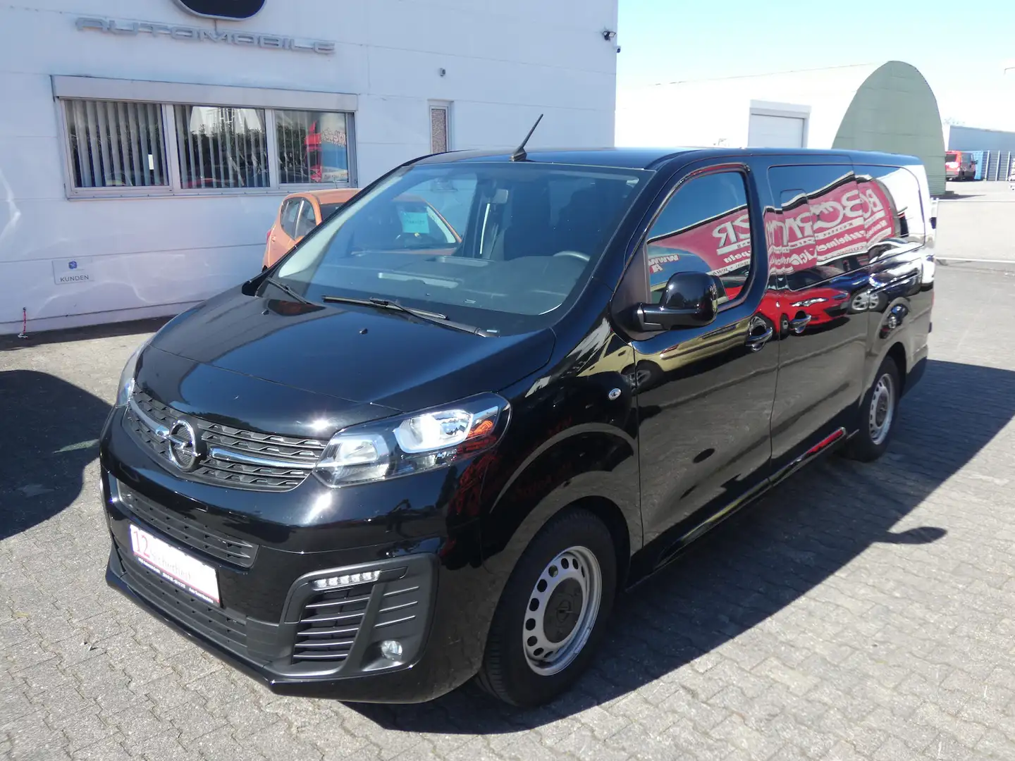 Opel Vivaro L Automatik *9-Sitzer*KLIMA*AHK*KAMERA* Schwarz - 2