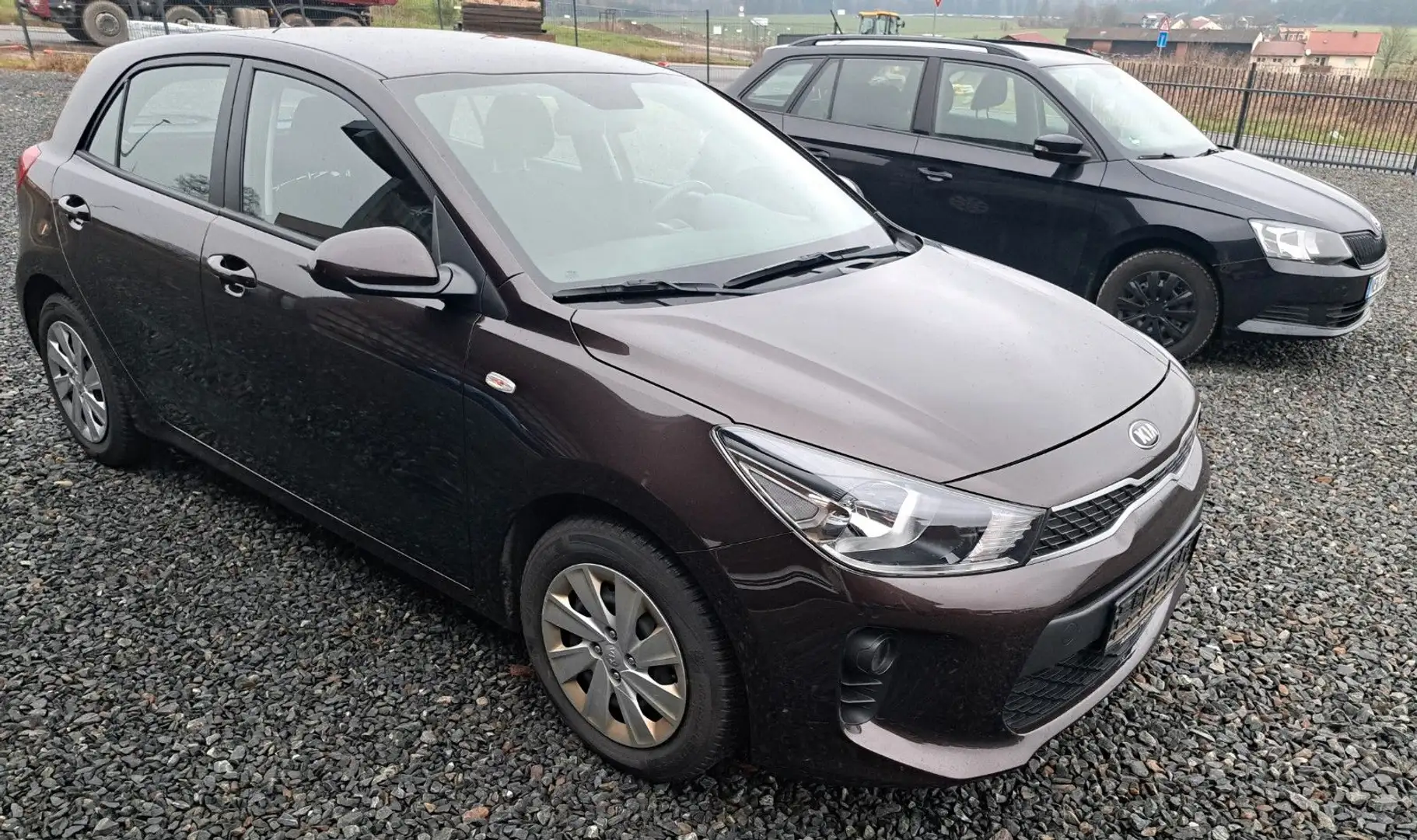 Kia Rio Edition 7 Braun - 1
