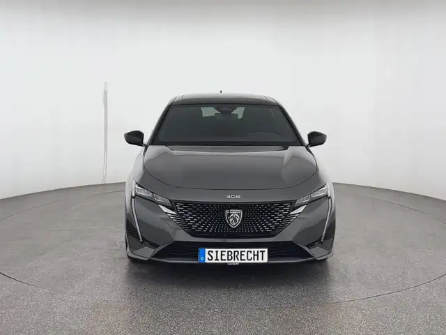 Peugeot 308 view 2