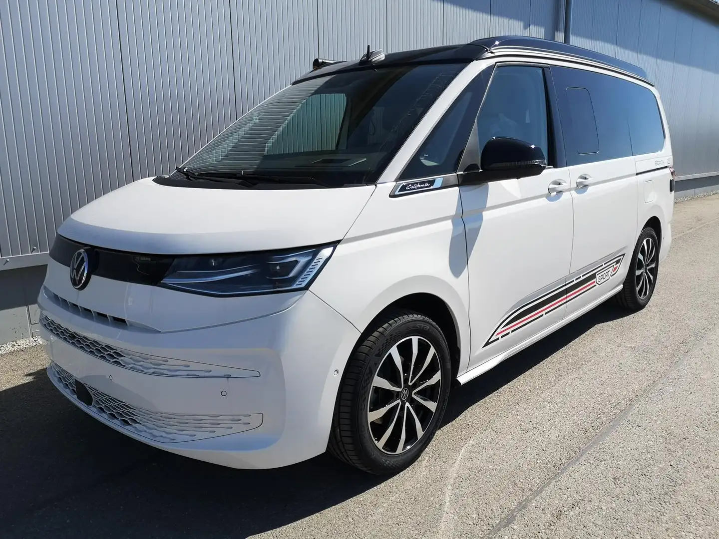 Volkswagen T7 California T7 2.0TDI DSG California Beach Camper Sport Editio Weiß - 1