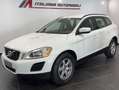 Volvo XC60 XC60 2.4 d4 (d3) Momentum awd 163cv geartronic Weiß - thumbnail 1