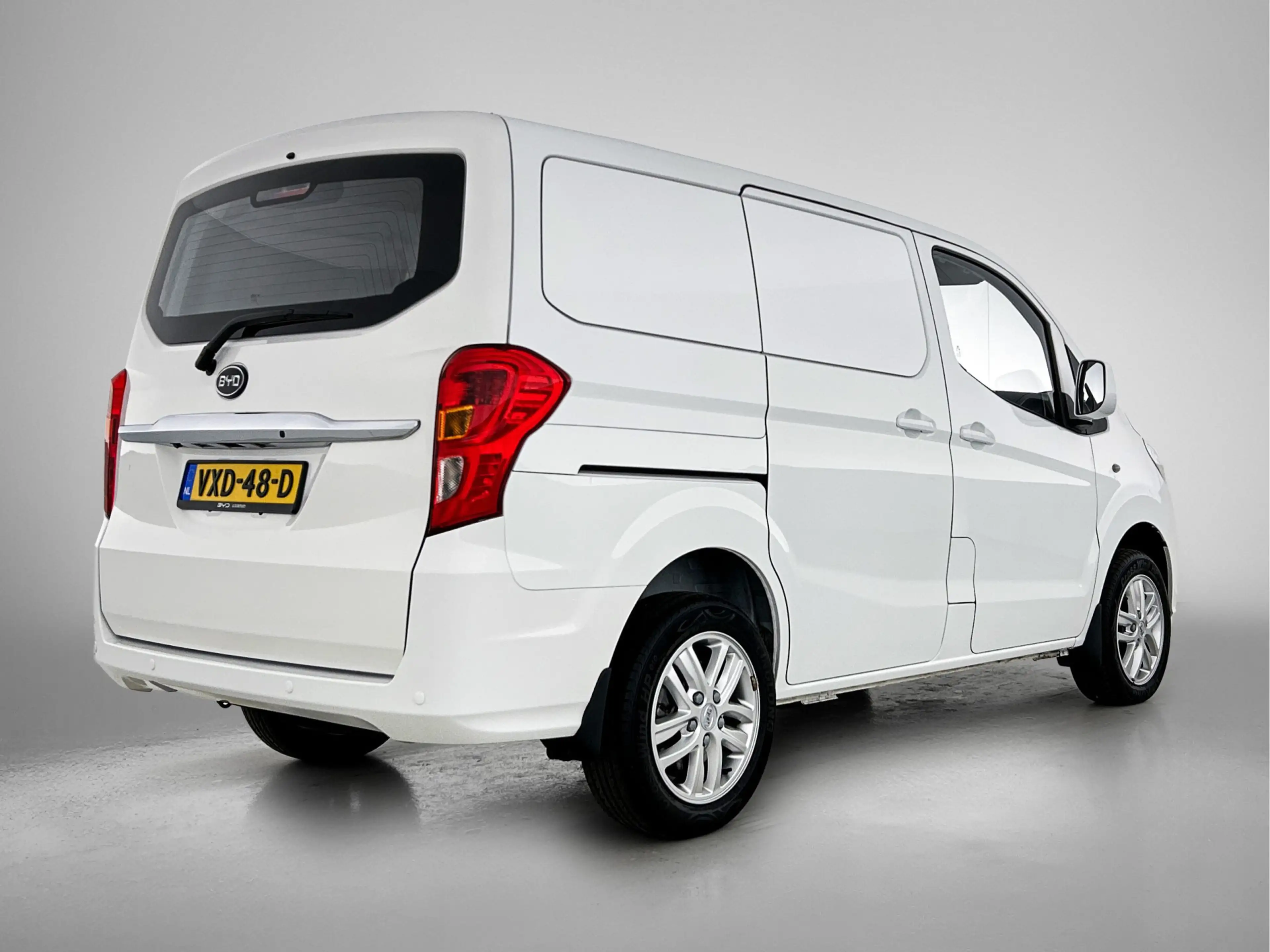 BYD ETP3 Standard 45 kWh | Verkoopprijs excl. BTW | Grootst — photo 2