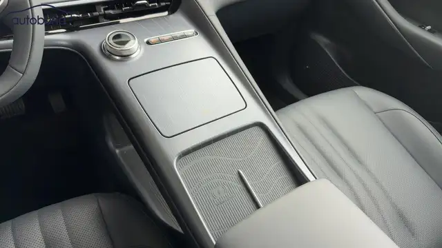 Geely E5 view 12