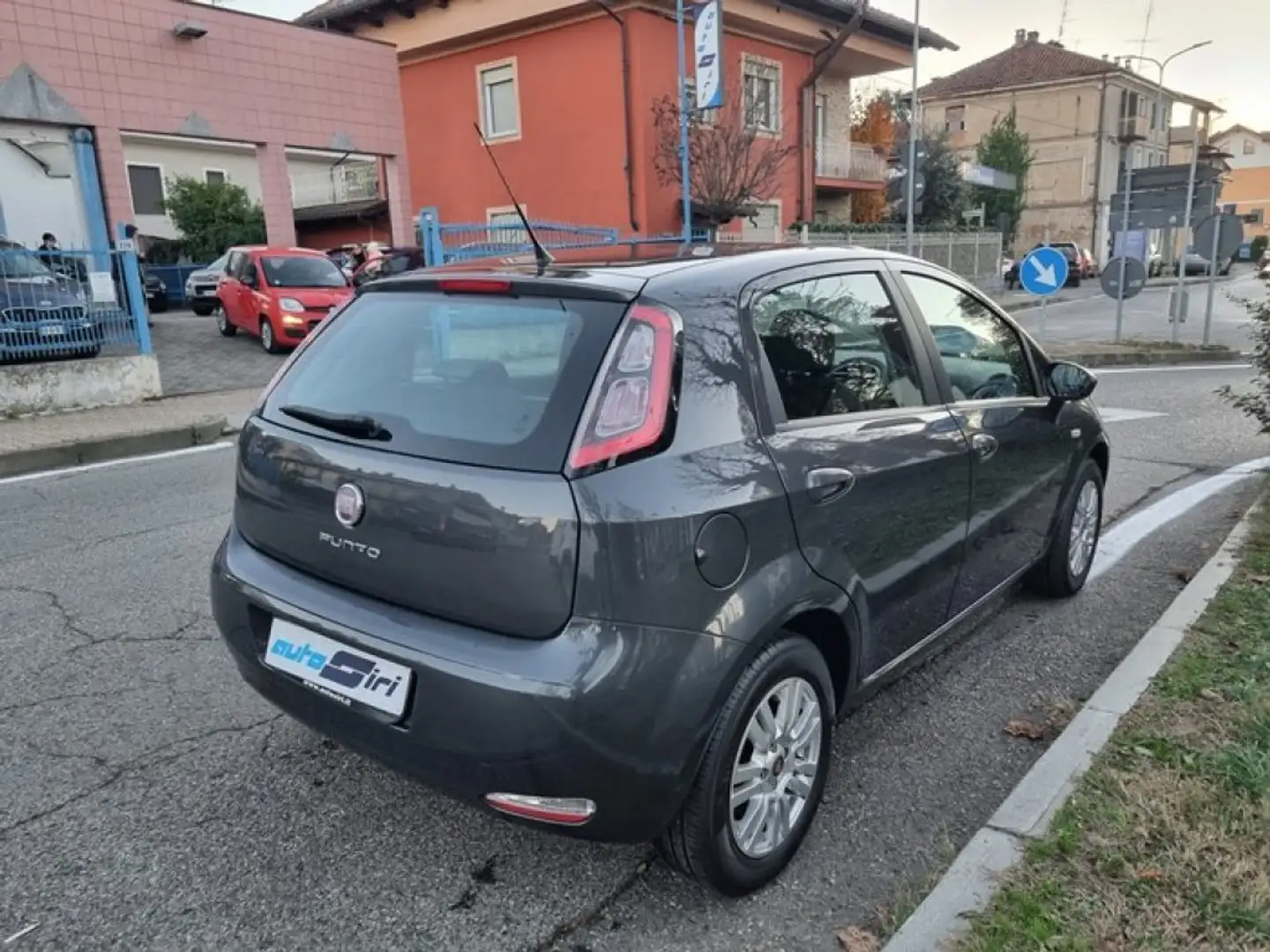 Fiat Punto Evo 1.2 5 porte Grigio - 2