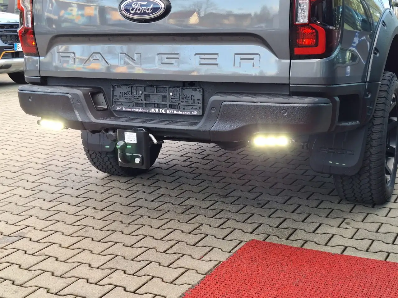 Ford Ranger Platinum 3,0d eRollo AHK HÖHER LED BREITER AT 16