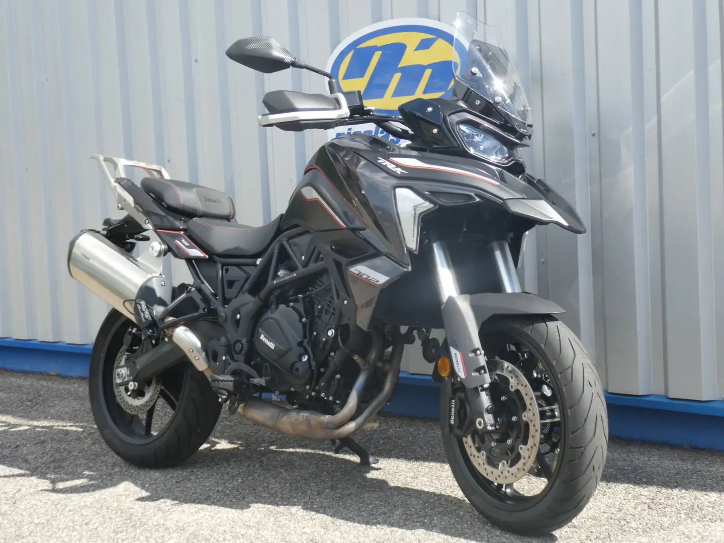Benelli TRK 702 Noir - 2