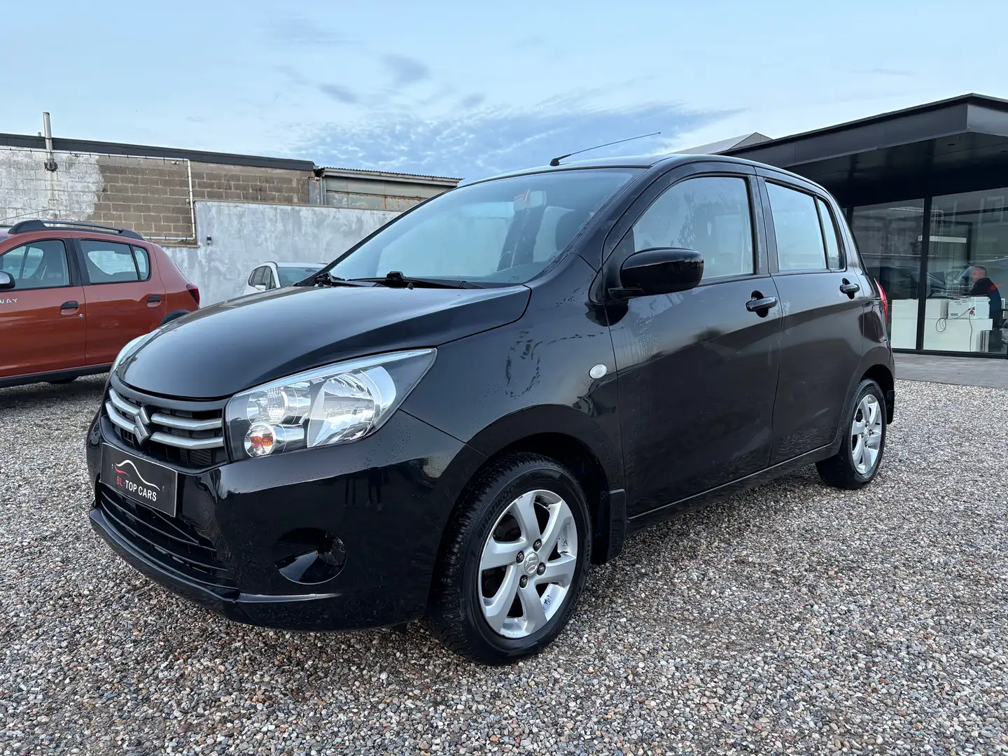 Suzuki Celerio Celerio 1.0i GL Airco ** 12 Mois De Garantie ** Zwart - 1