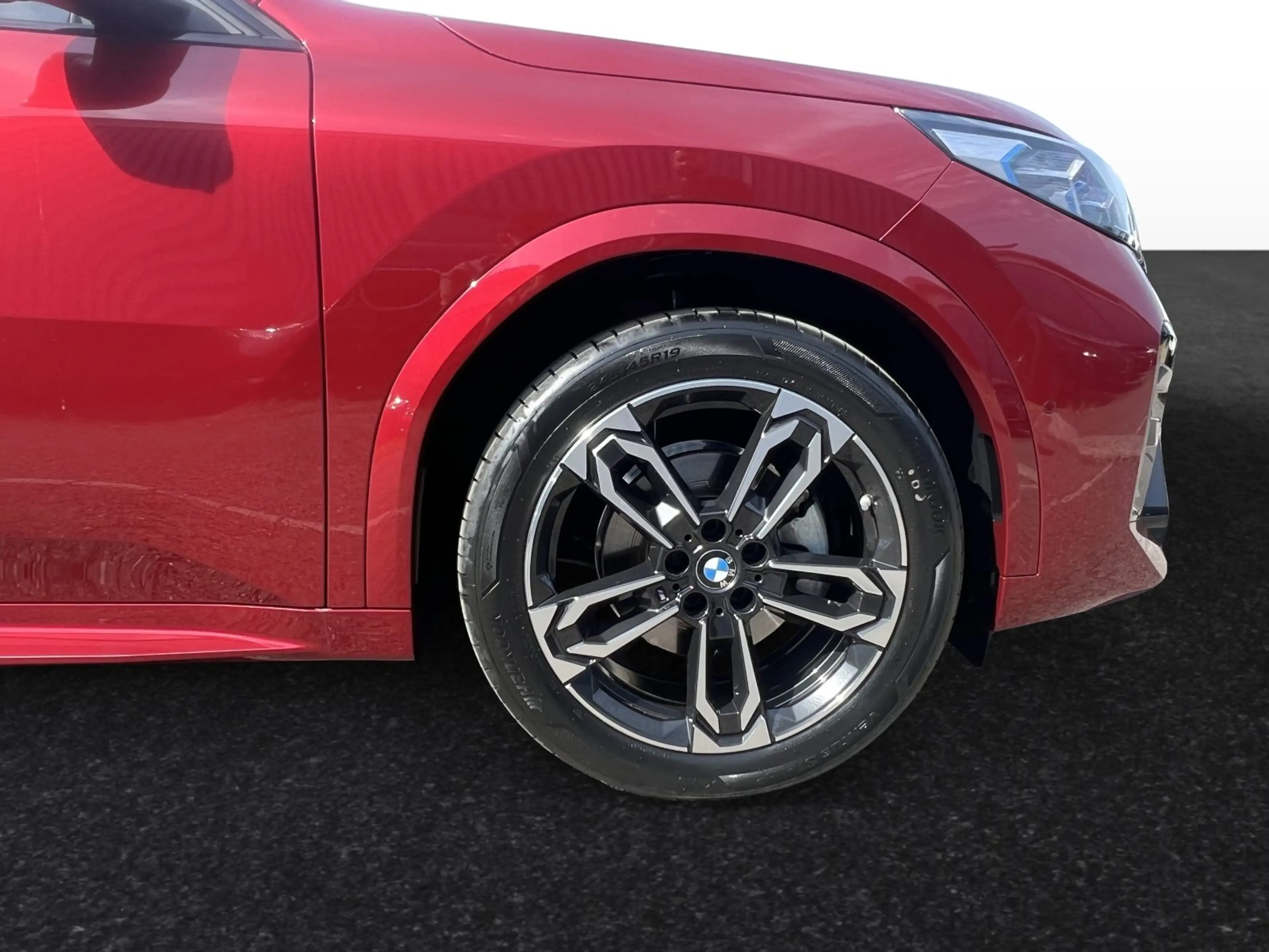 BMW iX2 eDrive20 Inkl. € 1.190 Zubehörbonus*|M Sport|AHK|P — photo 8