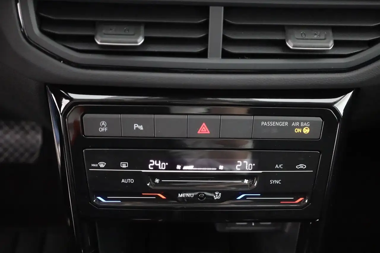 Volkswagen T-Cross 1.0 TSI DSG LED ACC Kamera 12